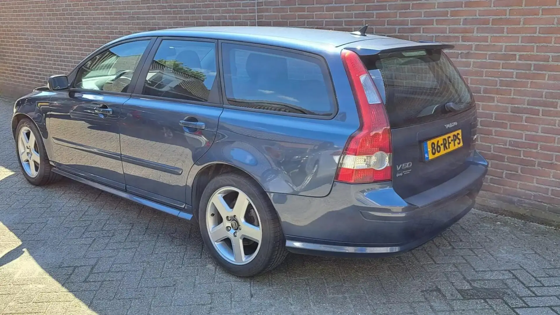 Volvo V50 V50 2.0D Momentum Albastru - 1