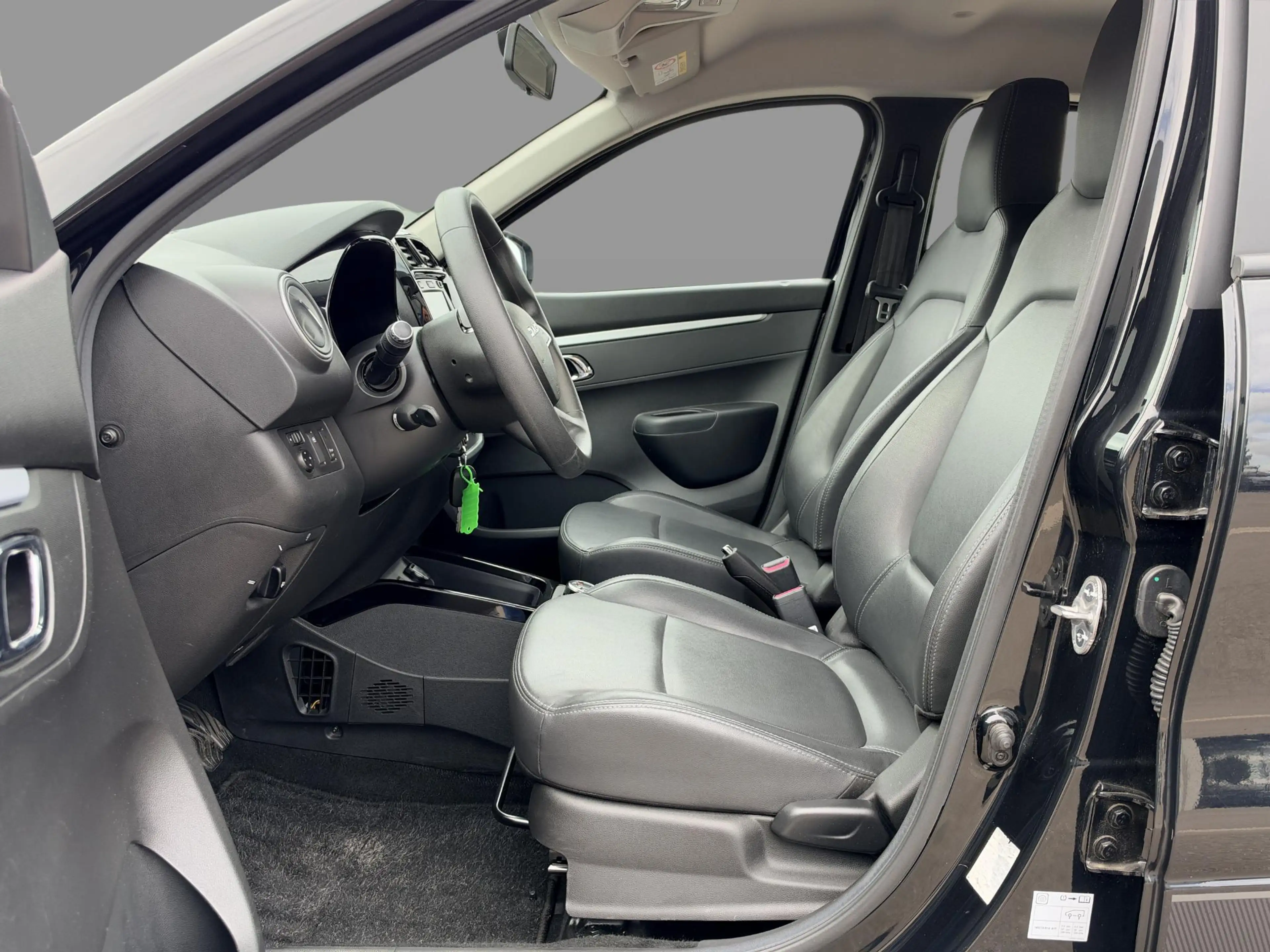 Dacia Spring Expression 27 kWh SoH 93,1% | Apple & Android | Na — photo 7