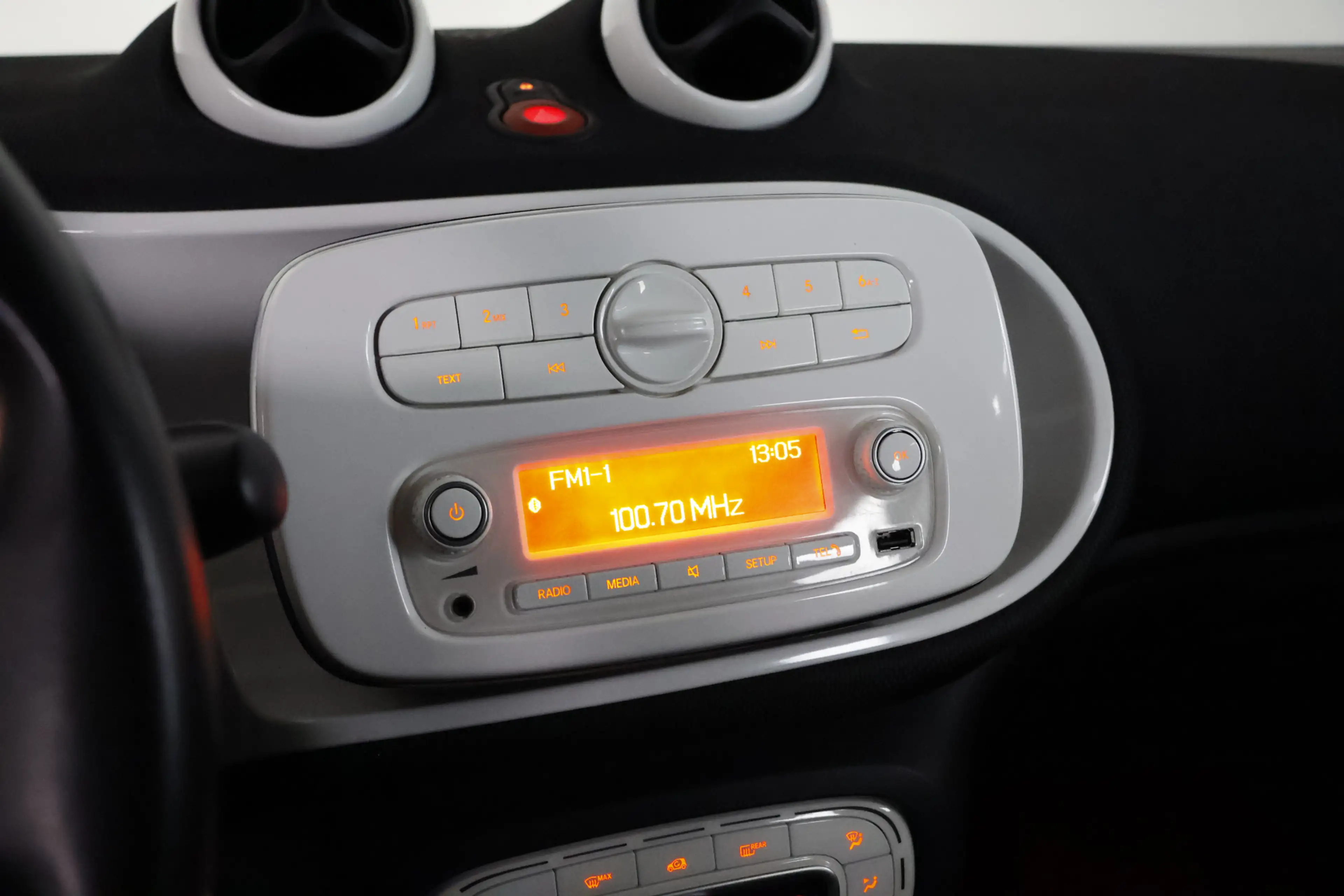 smart forFour 1.0 Passion / Clima / Cruisecontrol / Allseason / — photo 16