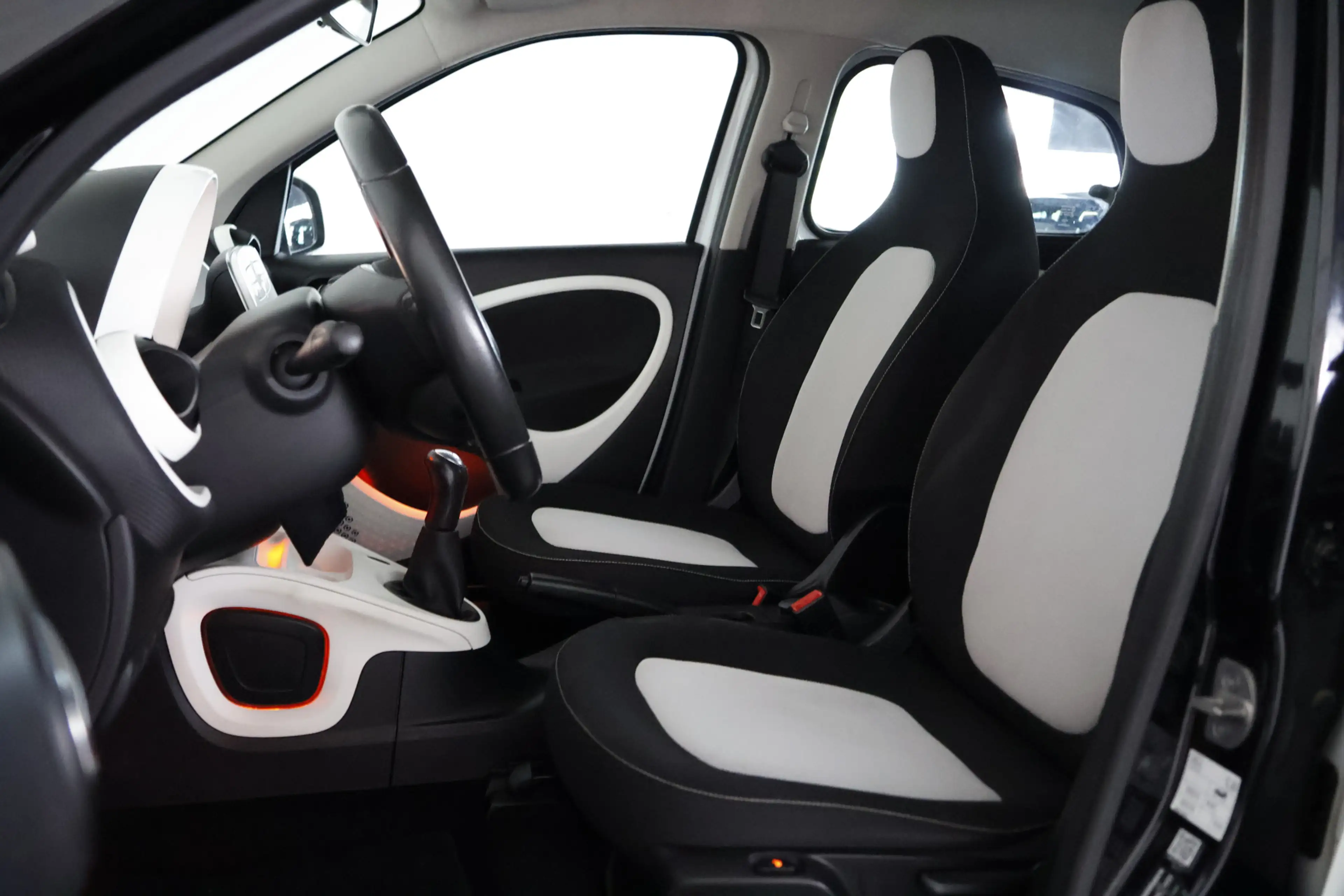 smart forFour 1.0 Passion / Clima / Cruisecontrol / Allseason / — photo 11