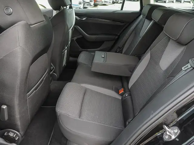 Skoda Octavia view 15