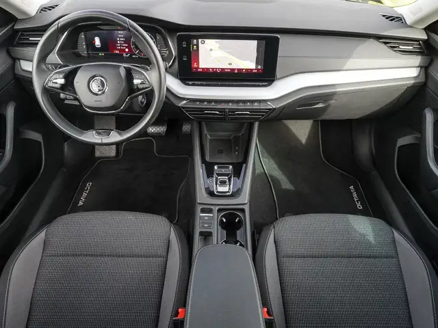 Skoda Octavia view 10