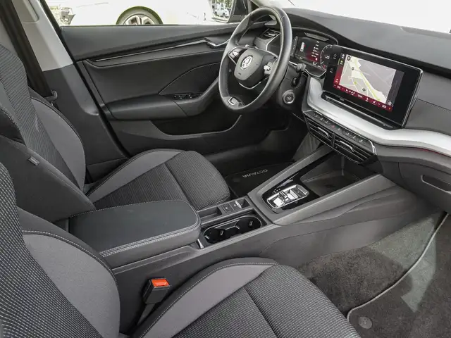 Skoda Octavia view 8