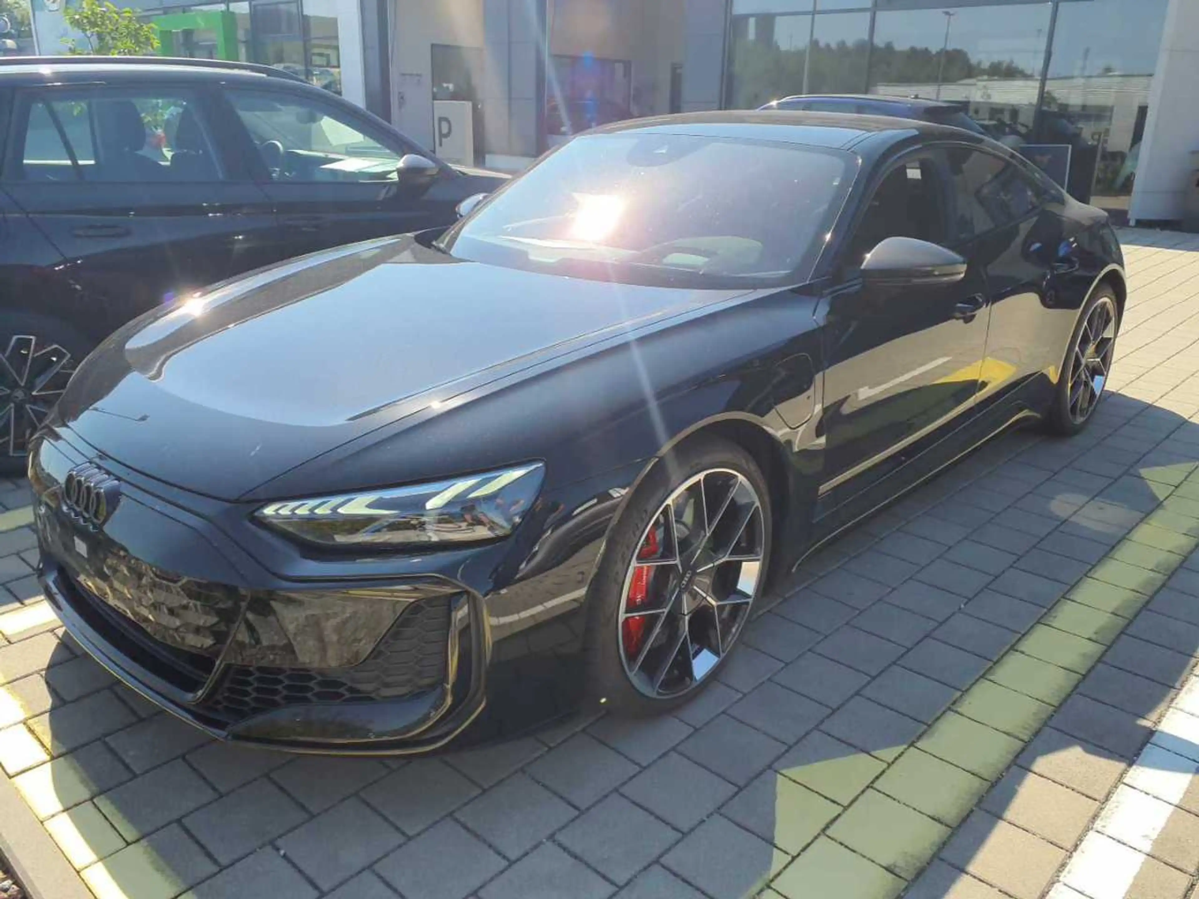 Audi RS e-tron GT Carbon HUD Matrix Black Sitzlüft Massage — photo 3