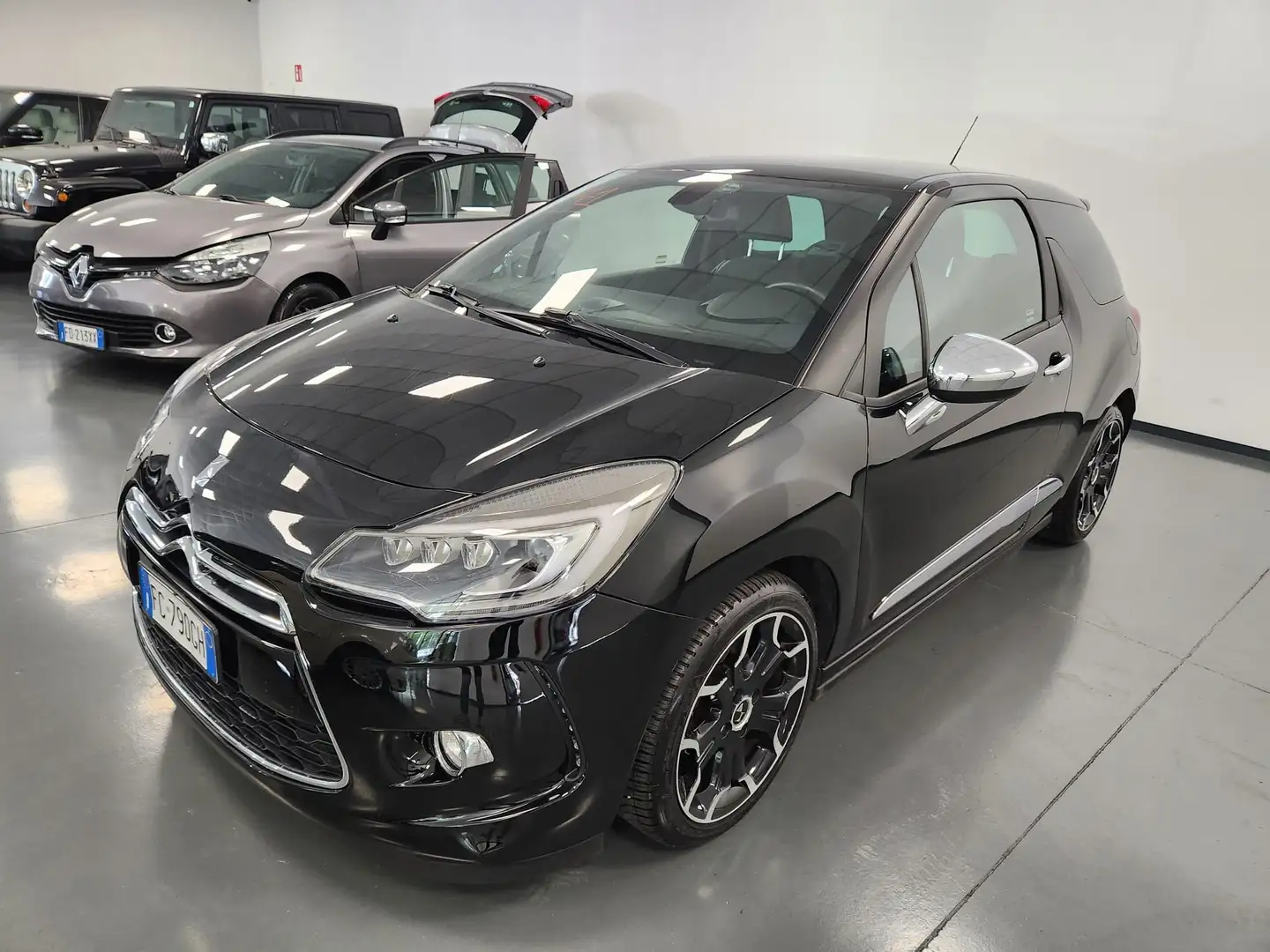 DS Automobiles DS 3 DS3 1.6 bluehdi Sport Chic s+UNICO PROPRIETARIO Nero - 1