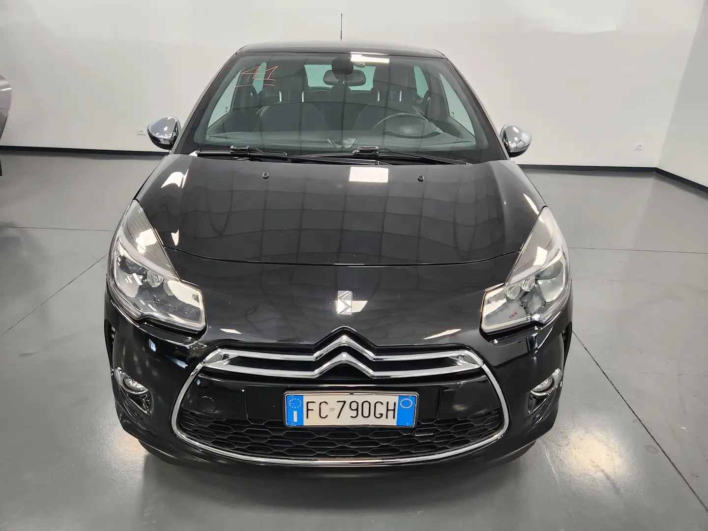 DS Automobiles DS 3 DS3 1.6 bluehdi Sport Chic s+UNICO PROPRIETARIO Nero - 2