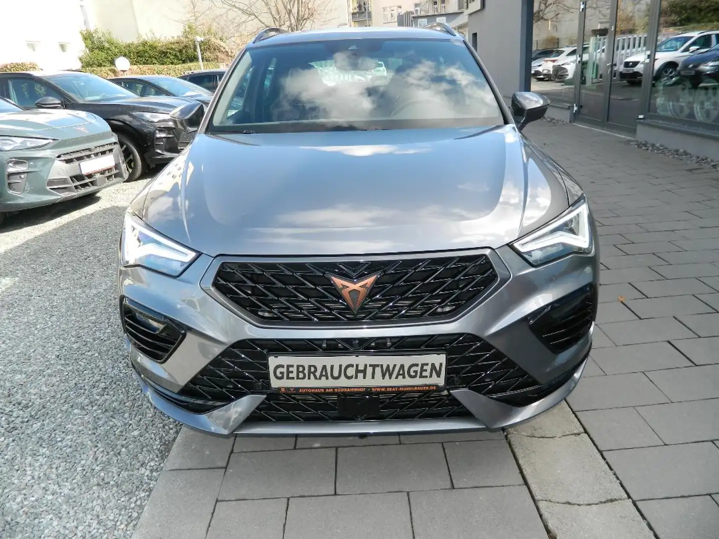 CUPRA Ateca 1.5 TSI DSG FahrassistL/Sitzheiz/Navi/19ZollCopper Grau - 2