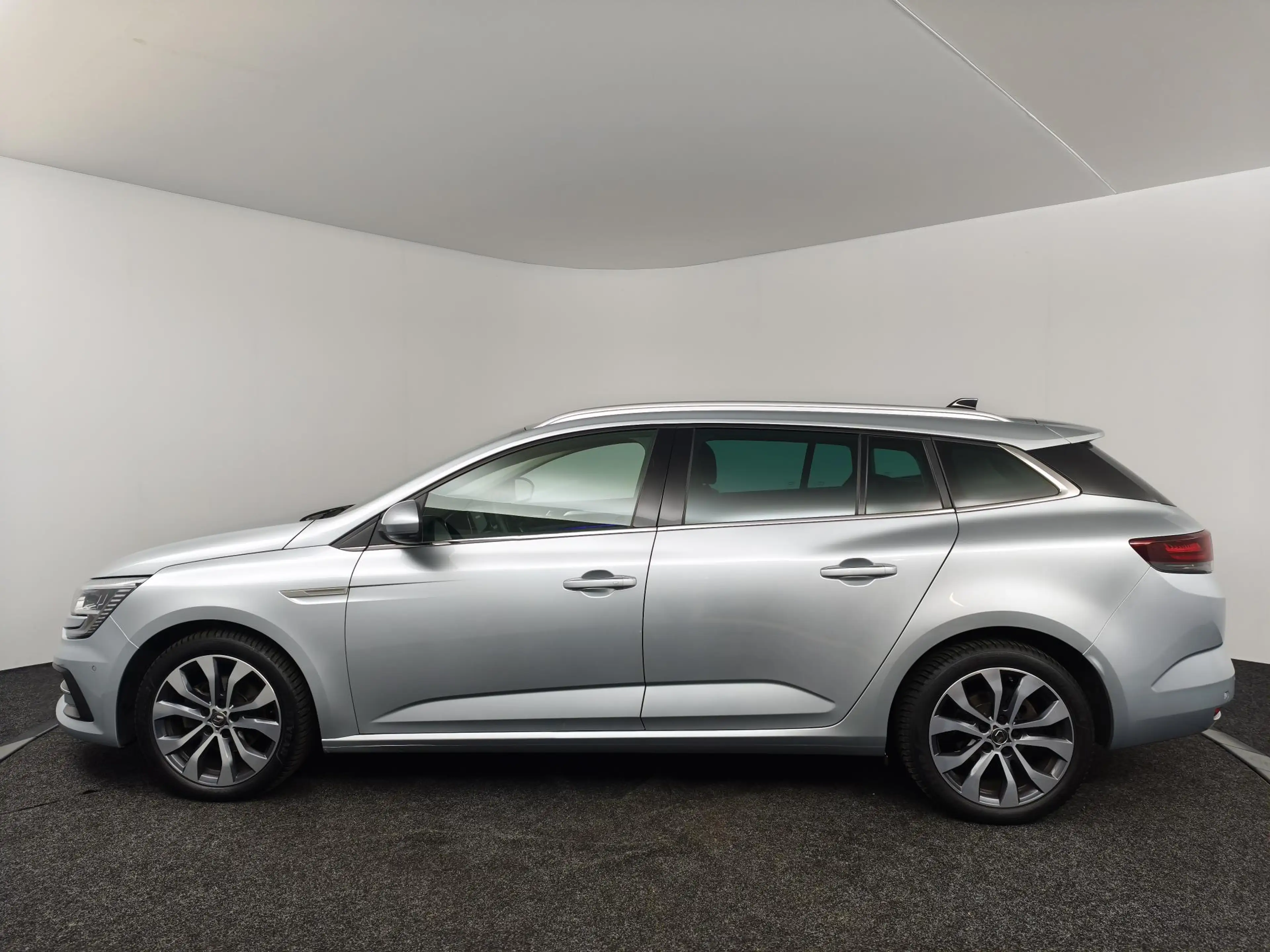 Renault Megane Estate 1.3 TCe 140 Techno | TREKHAAK | ALL-SEASON — photo 14