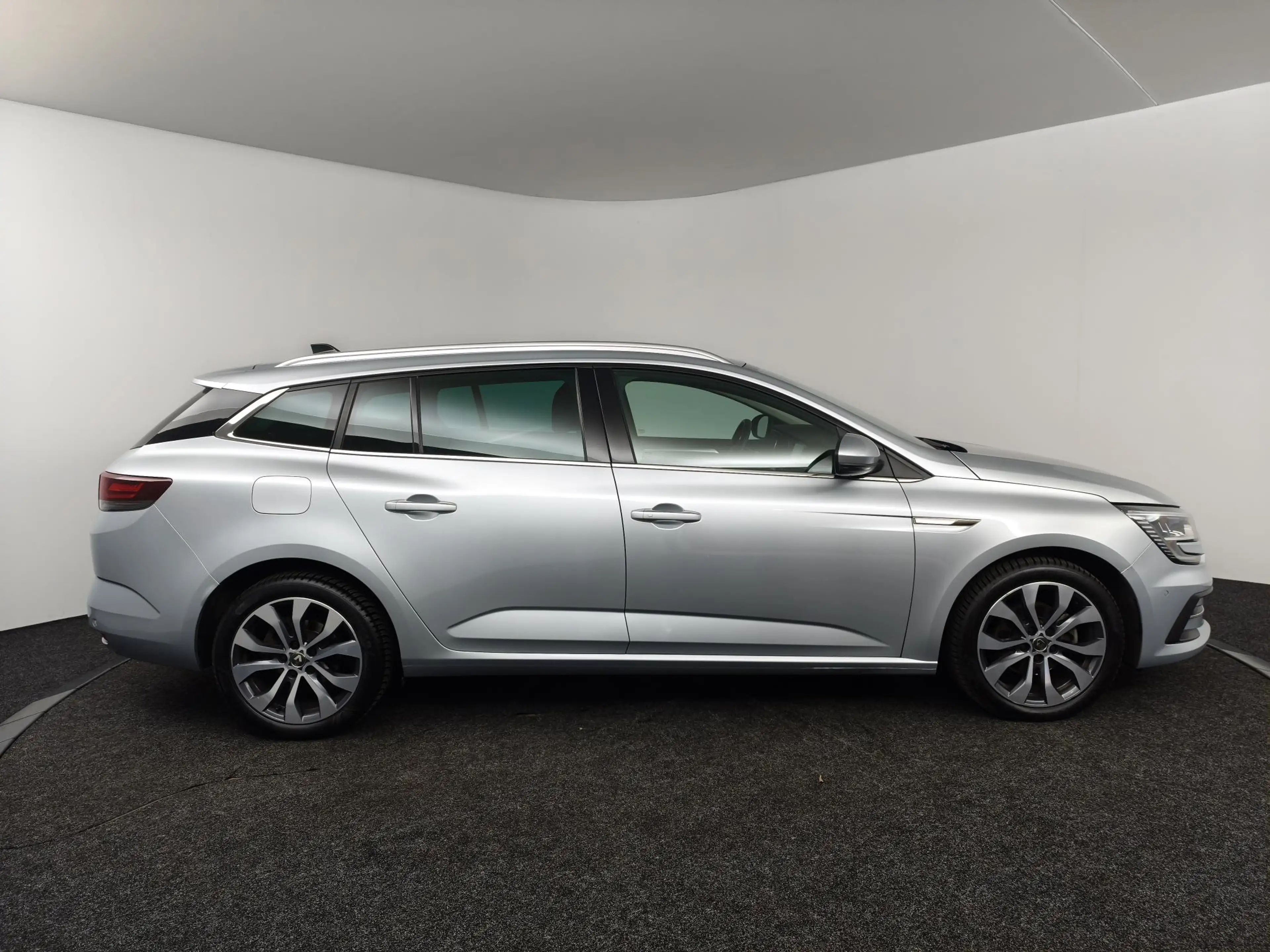 Renault Megane Estate 1.3 TCe 140 Techno | TREKHAAK | ALL-SEASON — photo 15