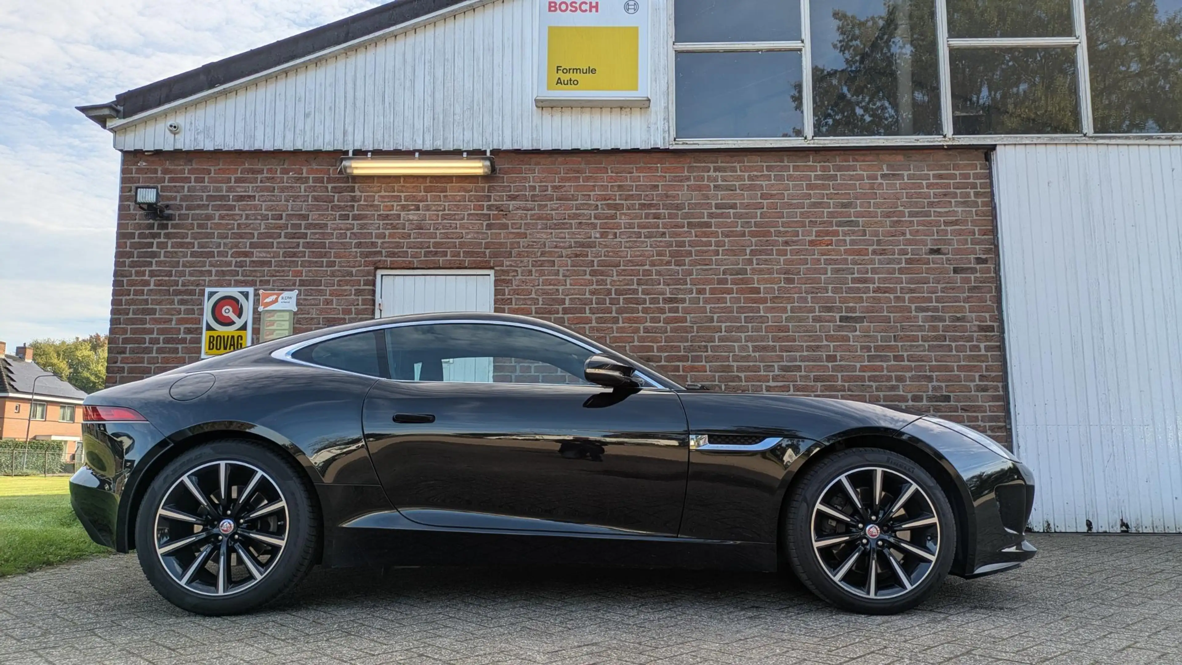 Jaguar F-Type 3.0 V6 Coupé- Navi - Camera — photo 11
