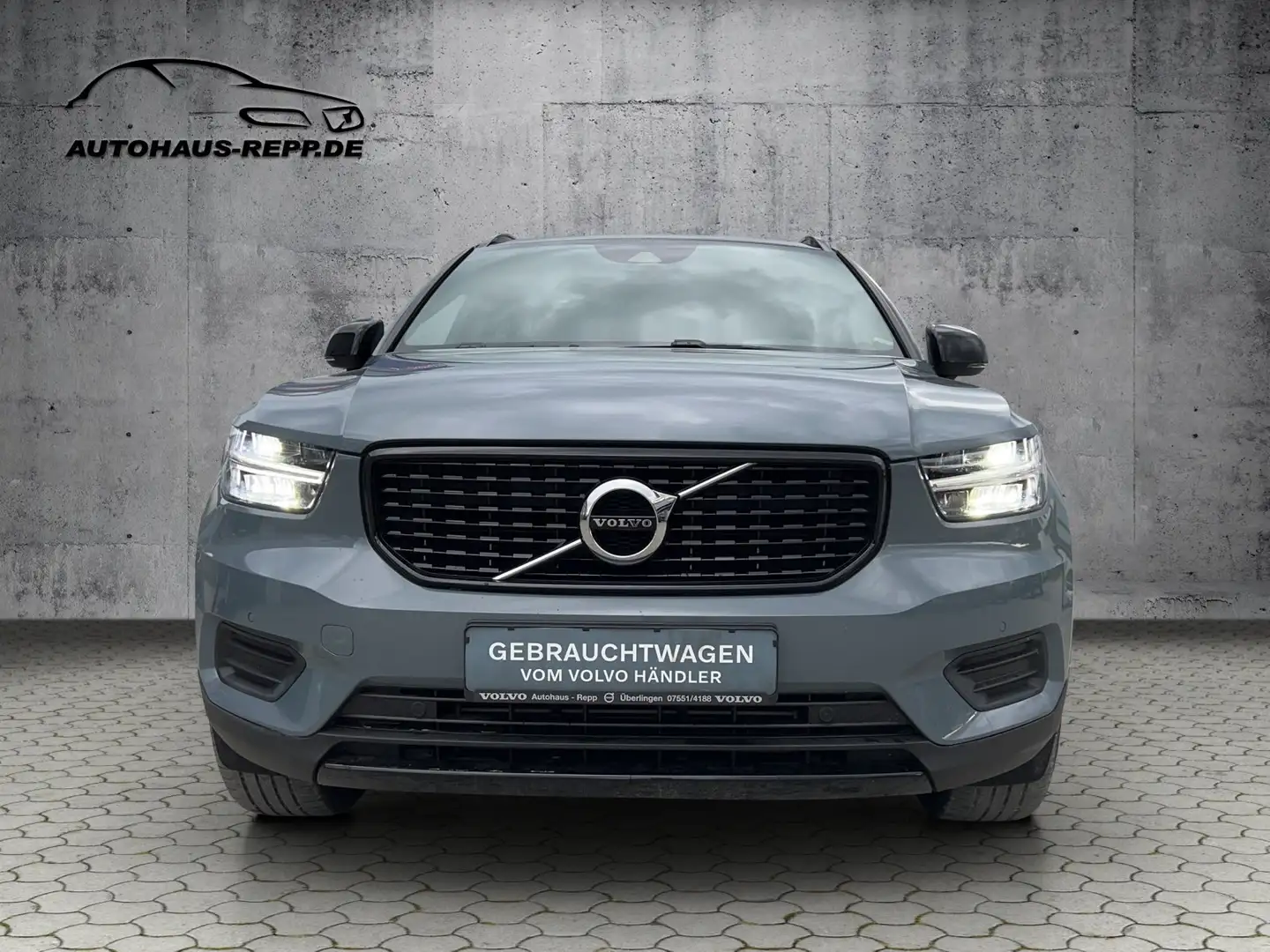 Volvo XC40 D3 R-Design | Winter-Paket | Parkassistenz-Paket Grau - 2