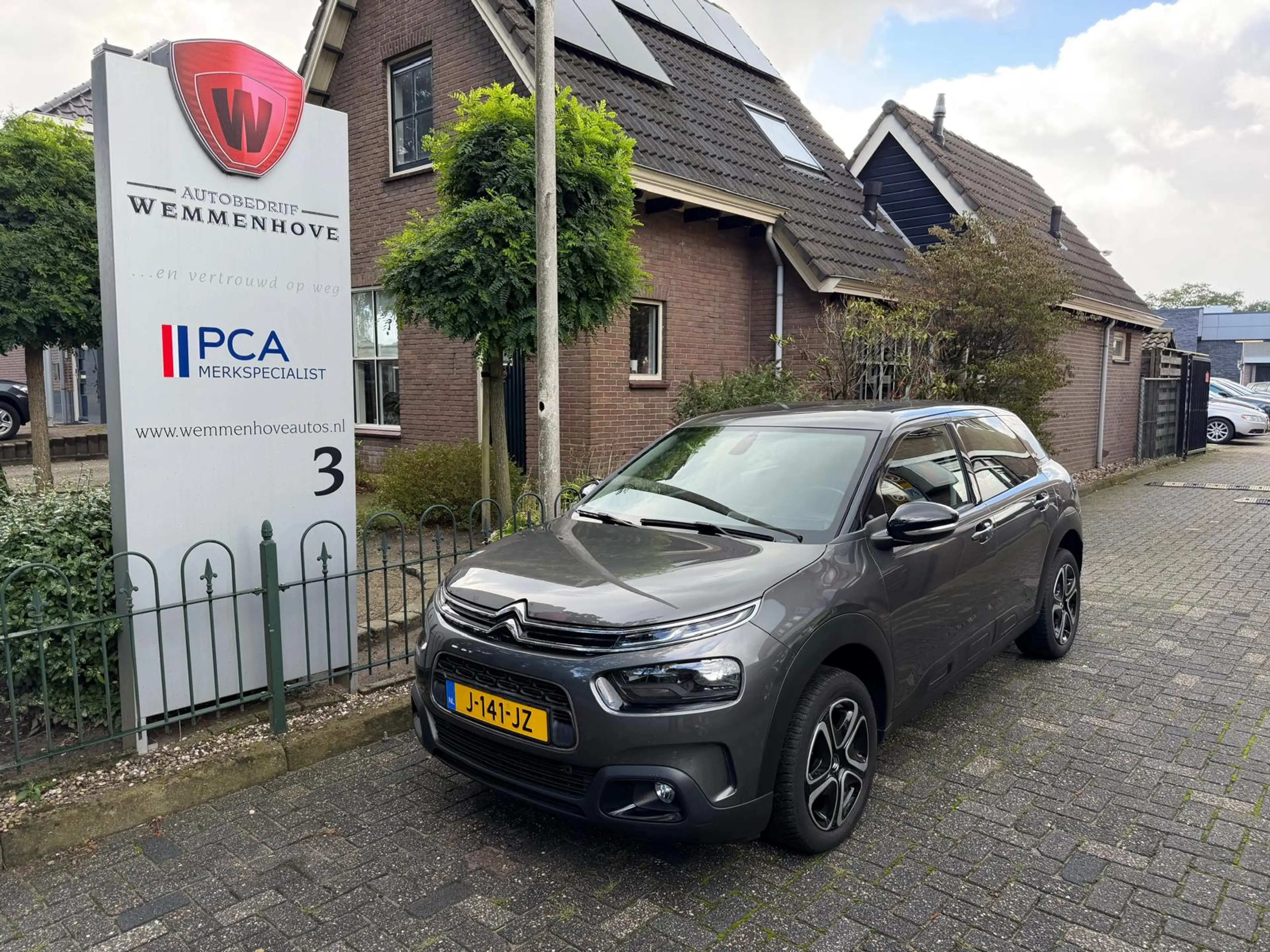 Citroen C4 Cactus 1.2 PureTech Business — photo 3