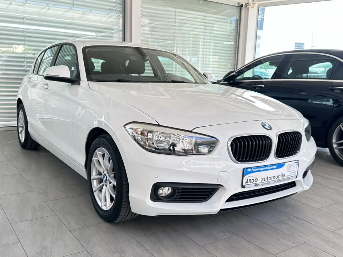 BMW 118 i Lim. Advantage 5-trg. 136PS TÜV NEU Bianco - 1