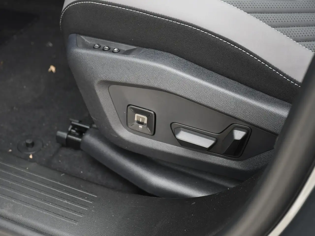 Jeep Compass 2026 — фото 13