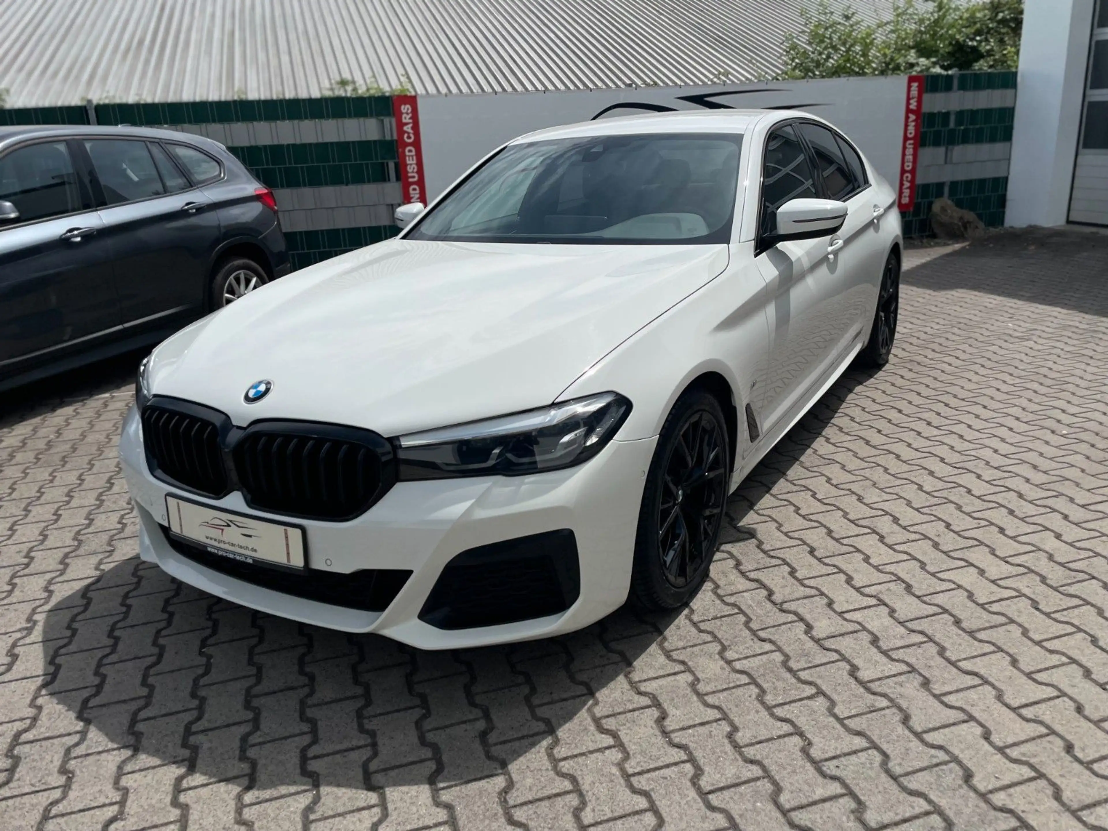 BMW 520 i |M-Sport|HiFi|Leder|19"Alu|Kamera|Alarm| — photo 5