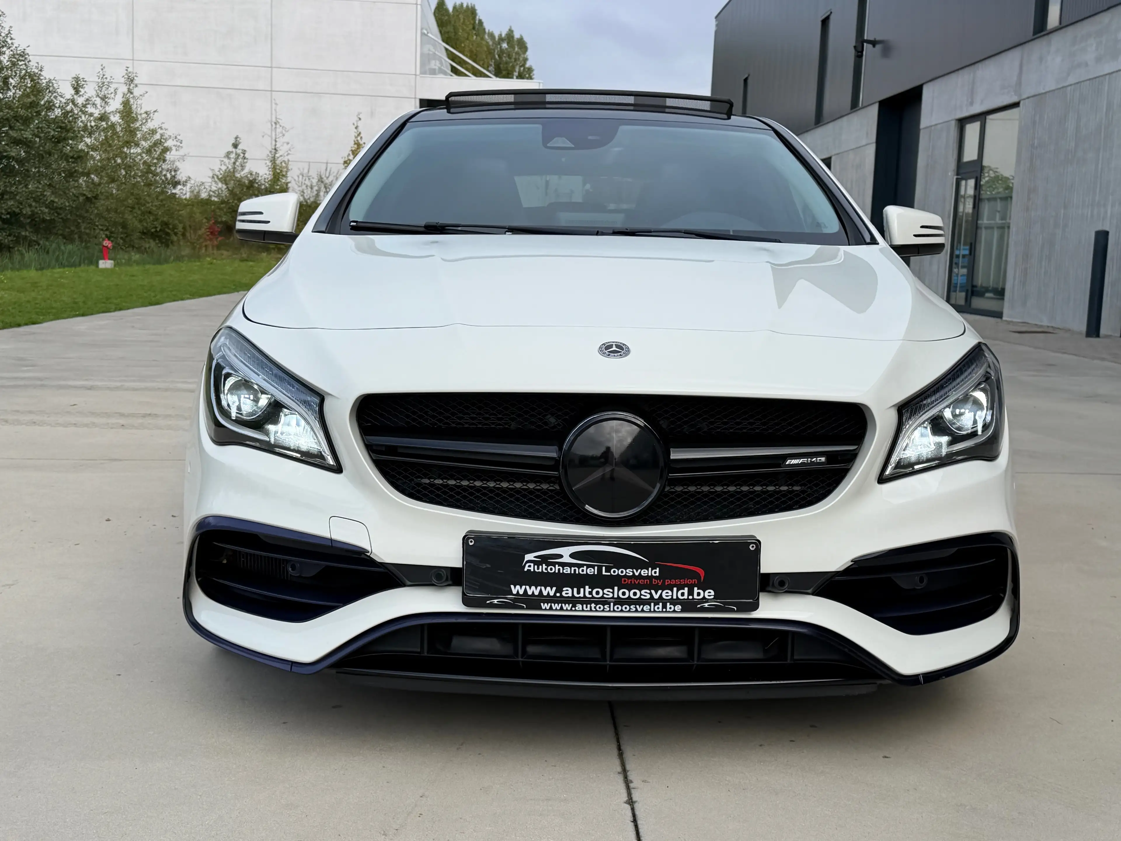 Mercedes-Benz CLA 45 AMG 4-Matic - 381pk - PANO - CAMERA - CARPLAY - ACC - Pack Night — photo 2