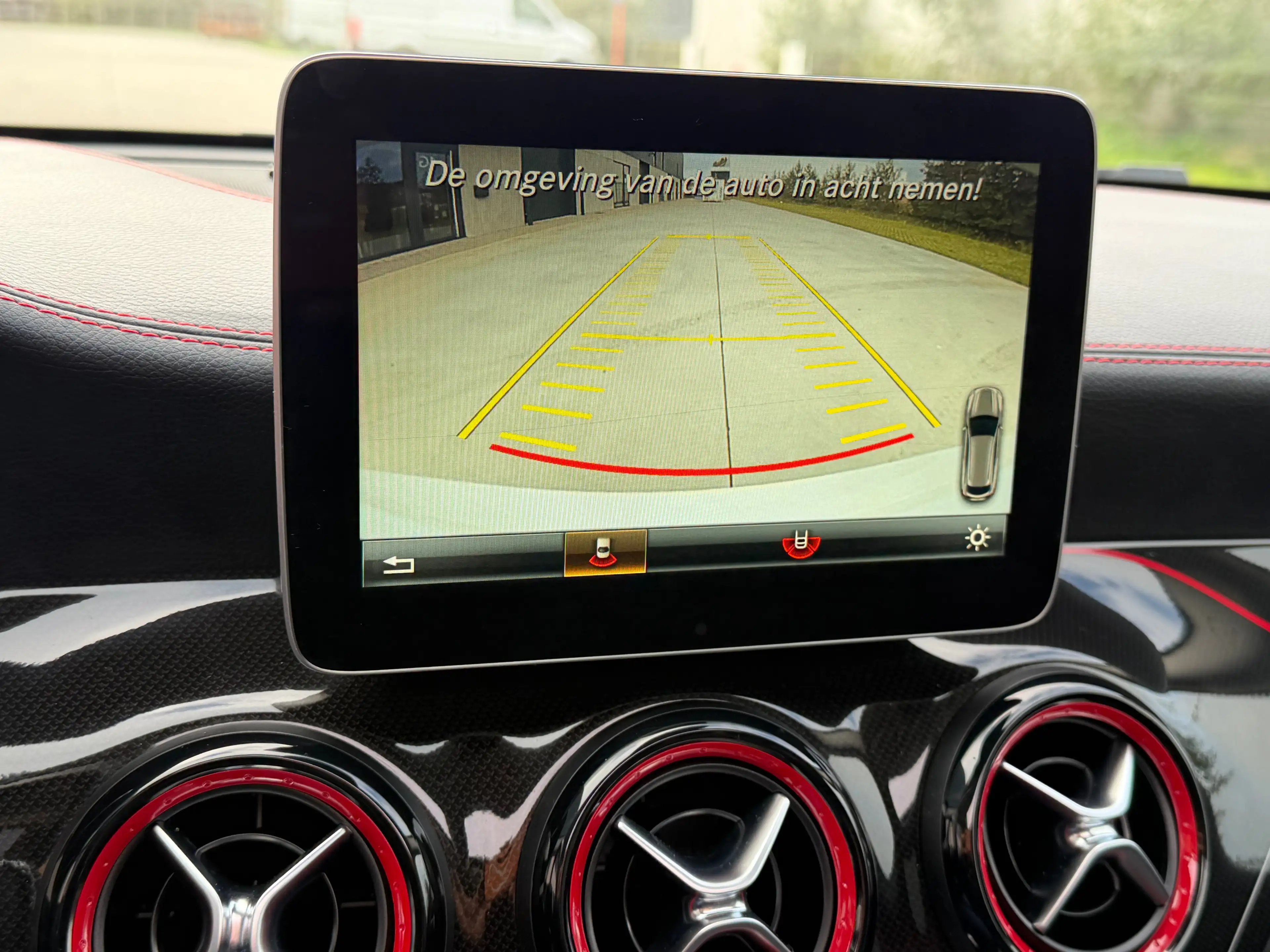 Mercedes-Benz CLA 45 AMG 4-Matic - 381pk - PANO - CAMERA - CARPLAY - ACC - Pack Night — photo 15