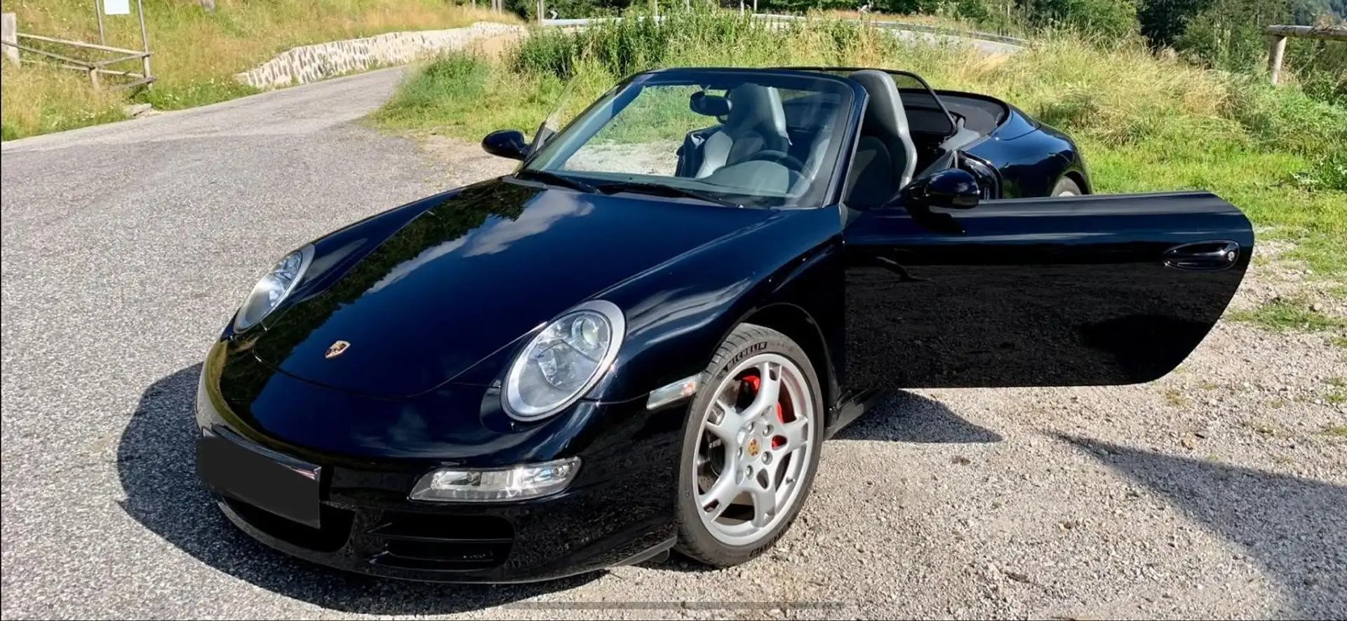 Porsche 911 Cabrio 4S Schaltgetriebe Schwarz - 2