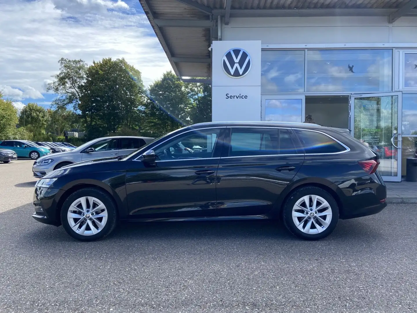 Skoda Octavia Combi 2.0 TDI DSG Style NAVI-COLUMBUS+LE Schwarz - 2