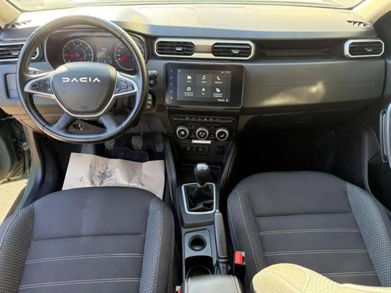 Dacia Duster — photo 11