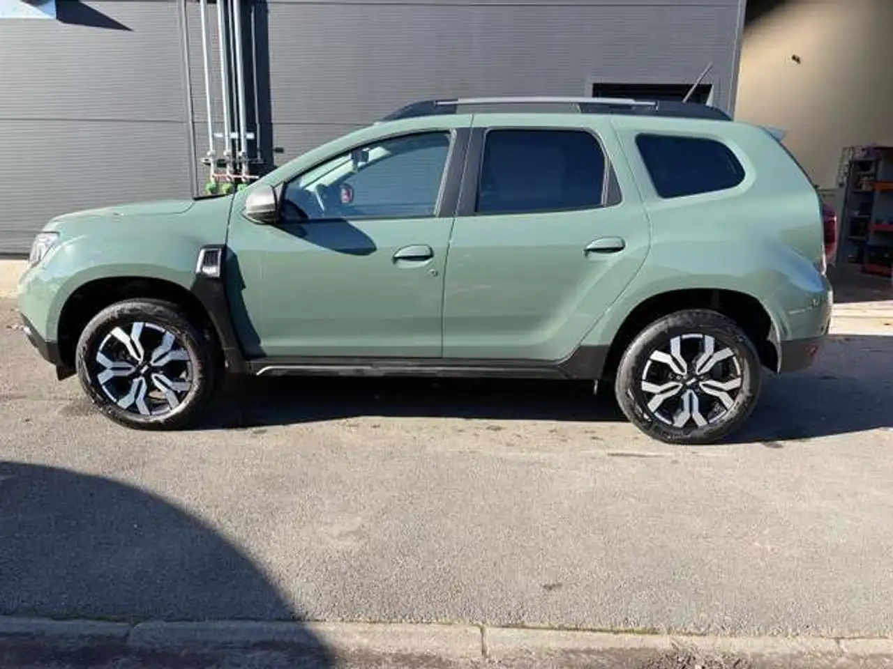 Dacia Duster — photo 4