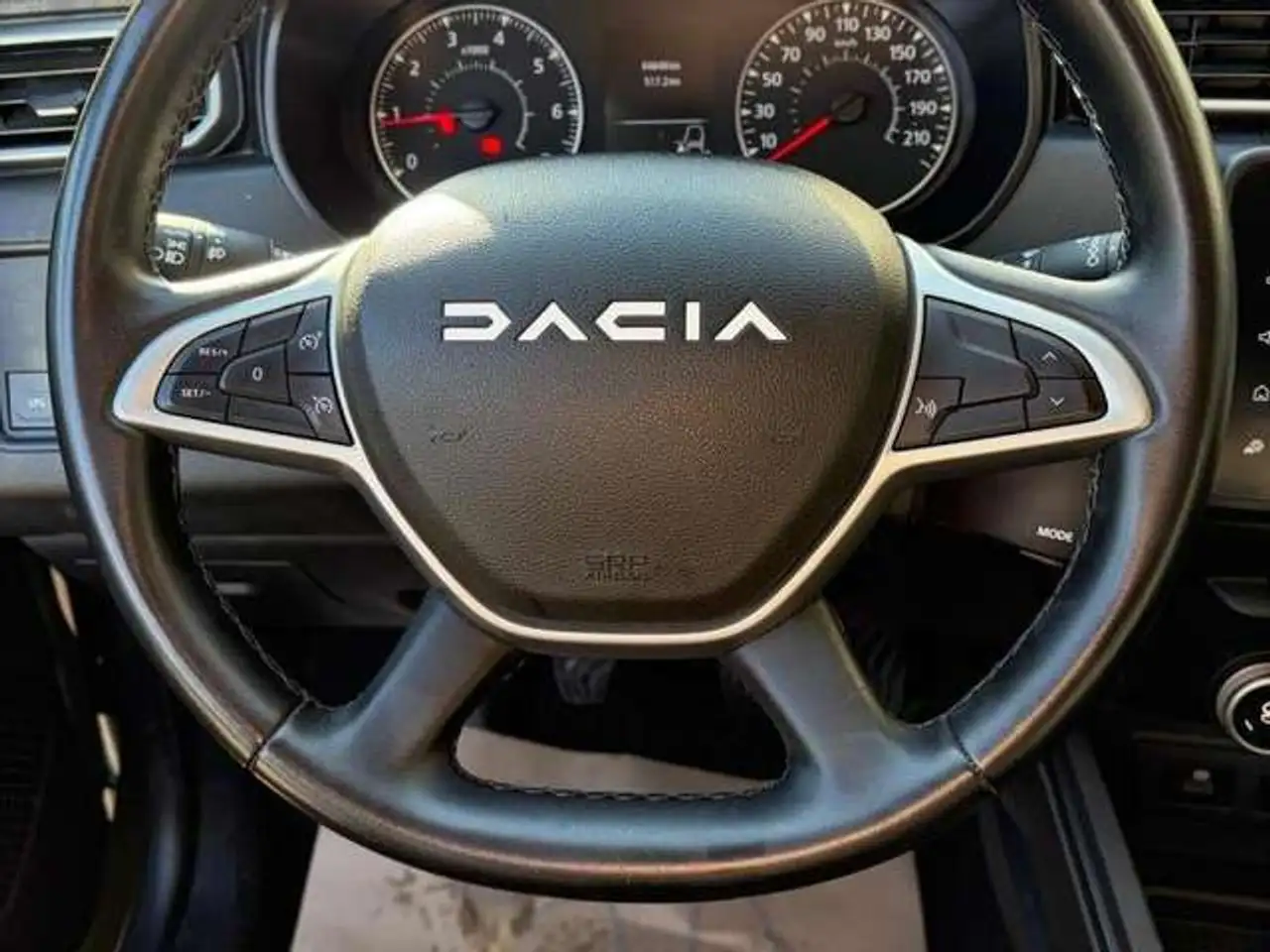 Dacia Duster — photo 8