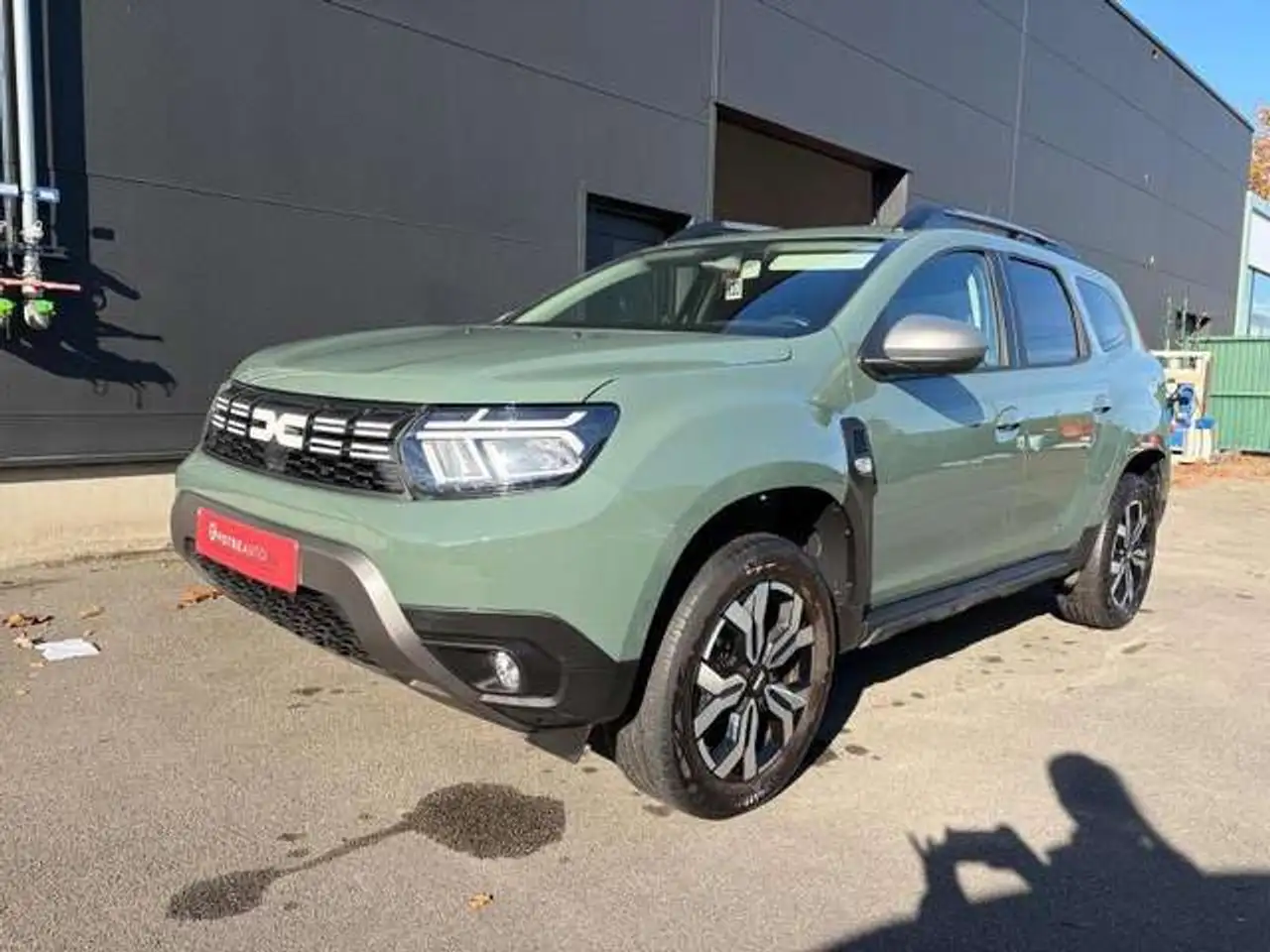 Dacia Duster — photo 17