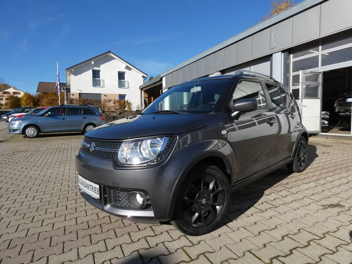 Suzuki Ignis 1.2 4x4 Comfort *1.Hd.*Navi*RCam*Sitzhz* Grau - 1
