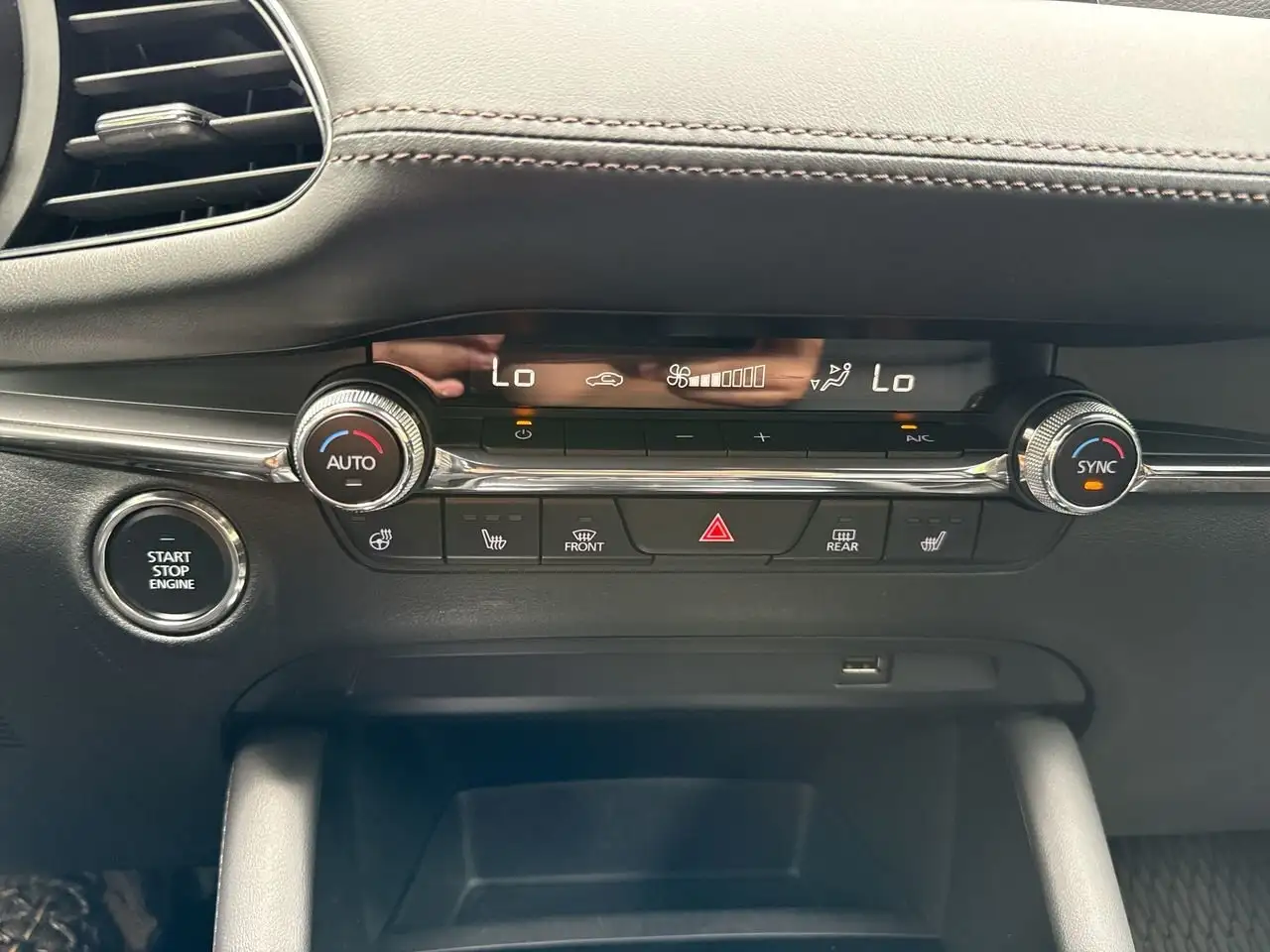 Mazda 3 снимка Mazda 3