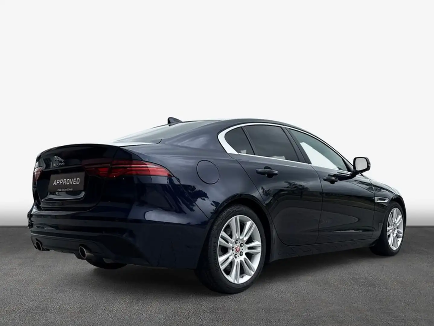 Jaguar XE P250 Aut. SE Niebieski - 2