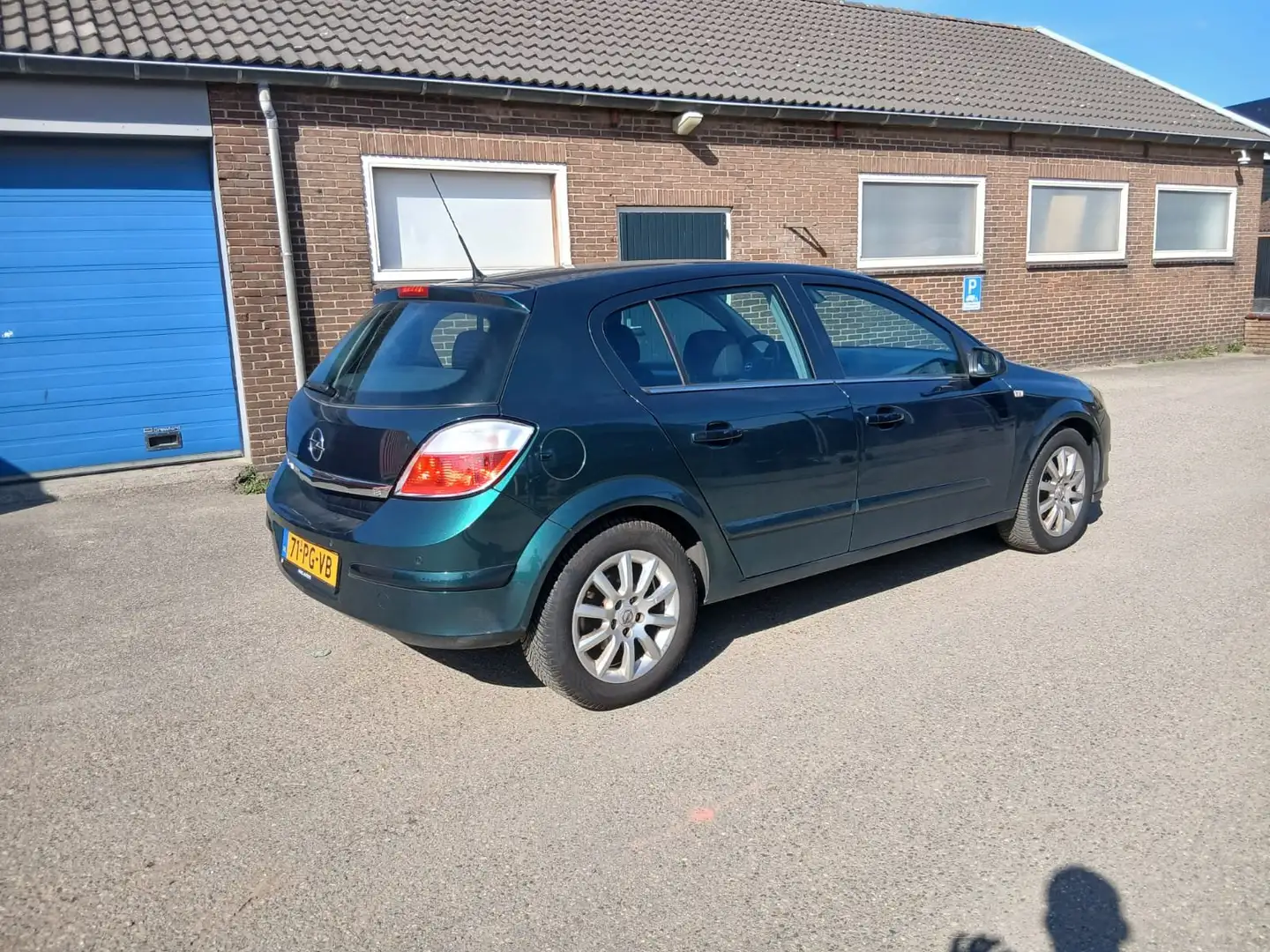 Opel Astra 1.8 Automaat - Airco - NW APK - NAP Groen - 2