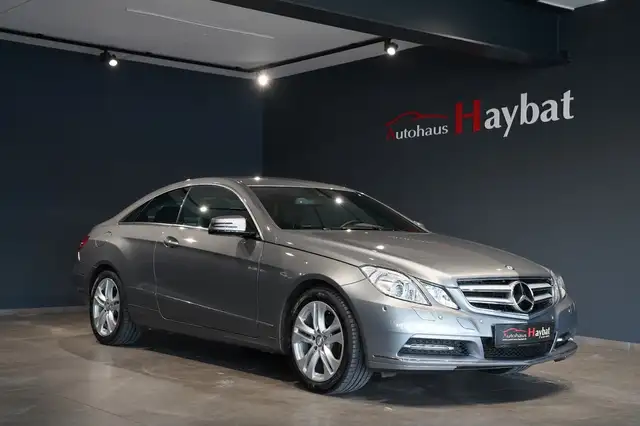 Mercedes-Benz E 200 Coupe Avantgarde Navi ILS Xenon AHK
