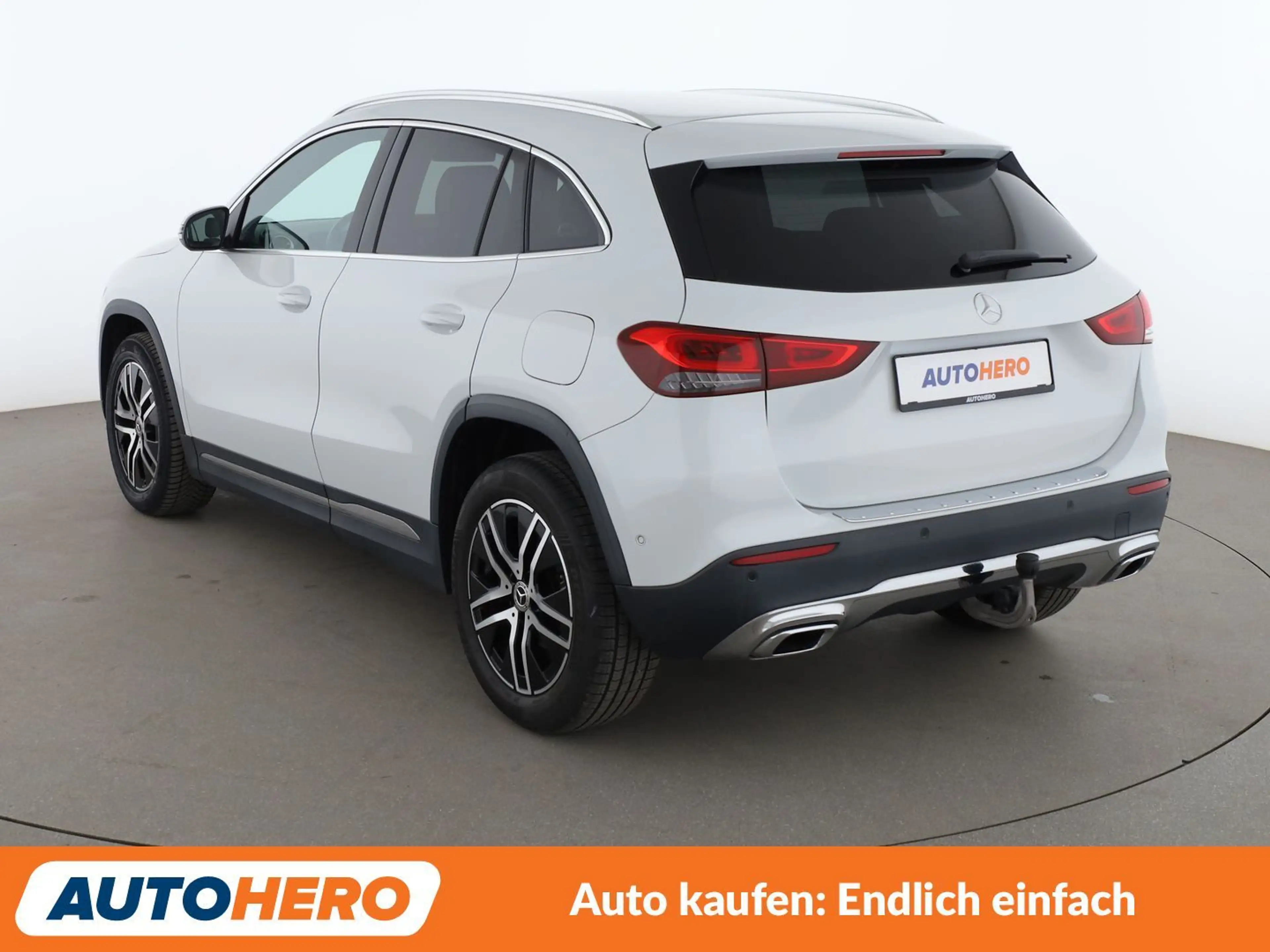 Mercedes-Benz GLA 200 GLA 200 Progressive Aut.*NAV*LED*TEMPO*PDC*SHZ* — photo 4