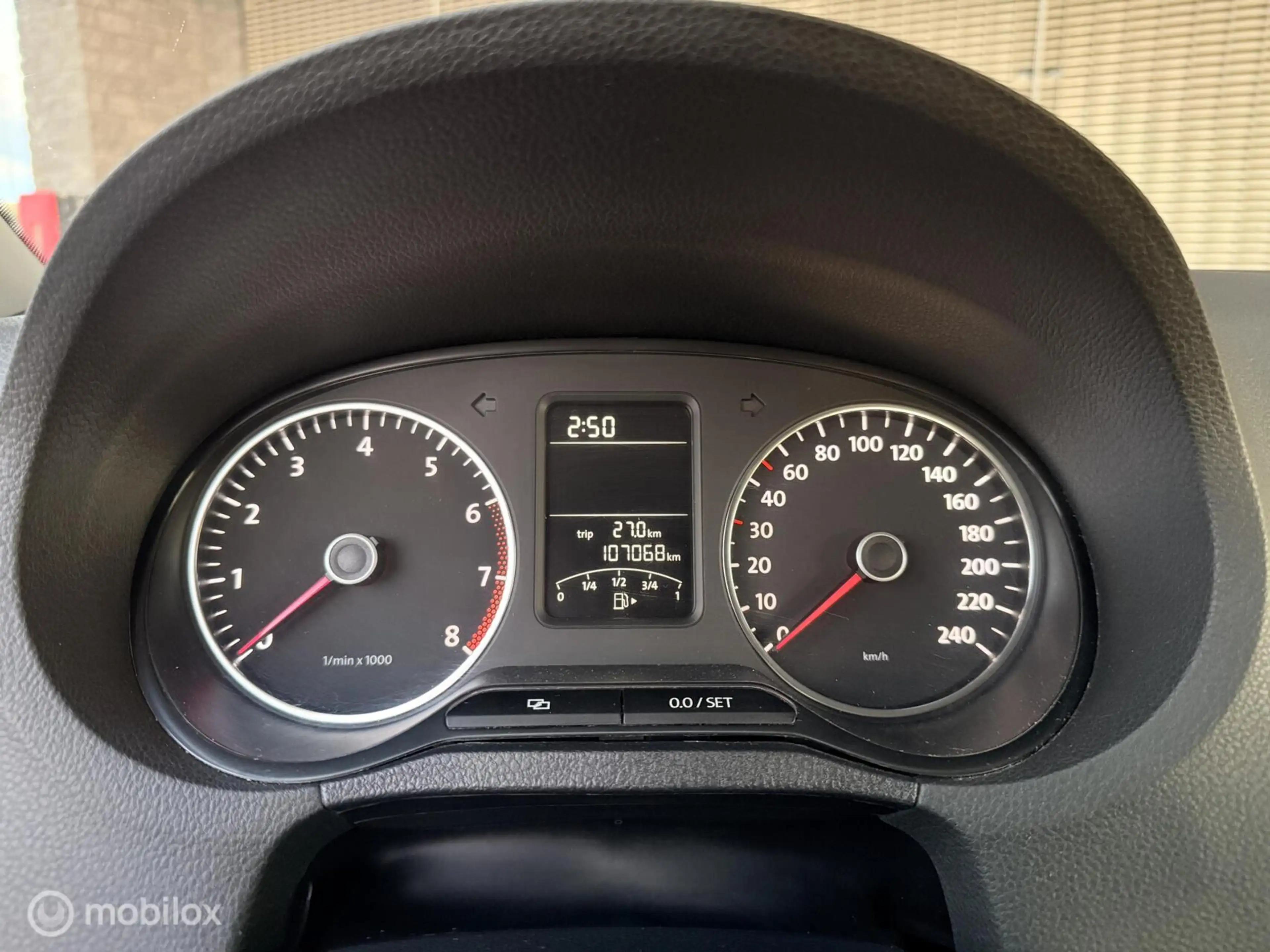 Volkswagen Polo 1.2 TSI Highline — photo 12