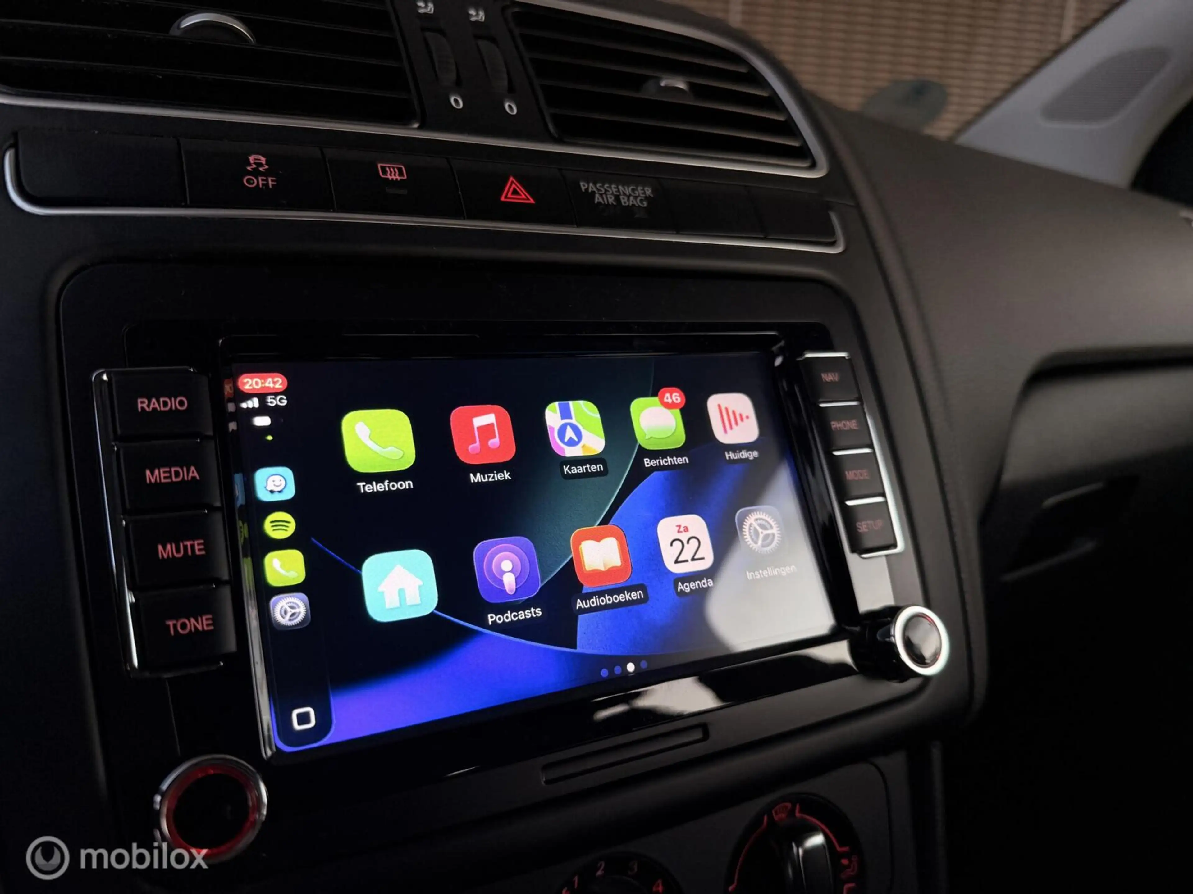 Volkswagen Polo 1.2 TSI Highline — photo 13