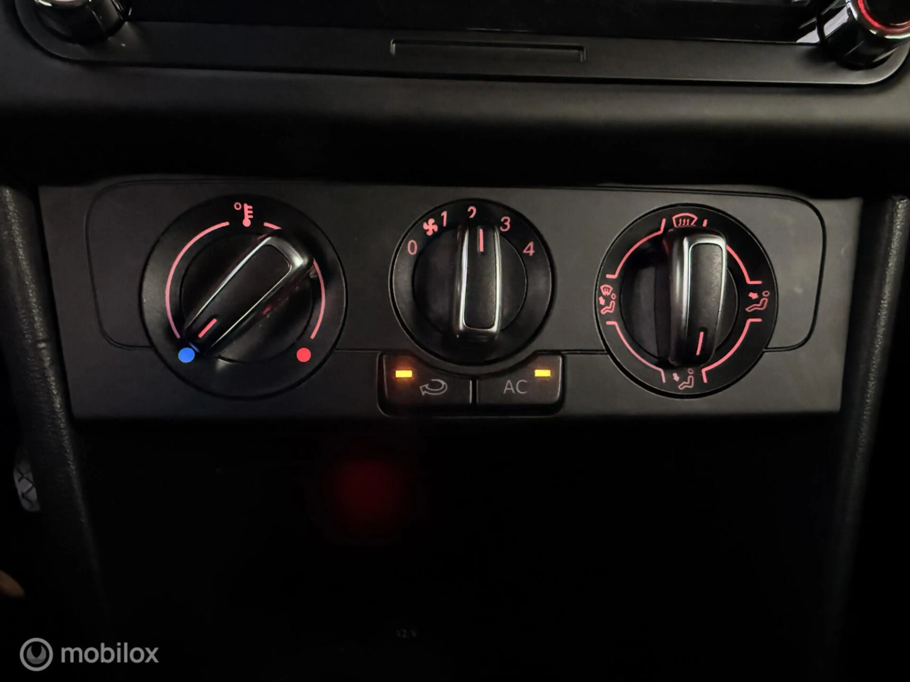 Volkswagen Polo 1.2 TSI Highline — photo 15