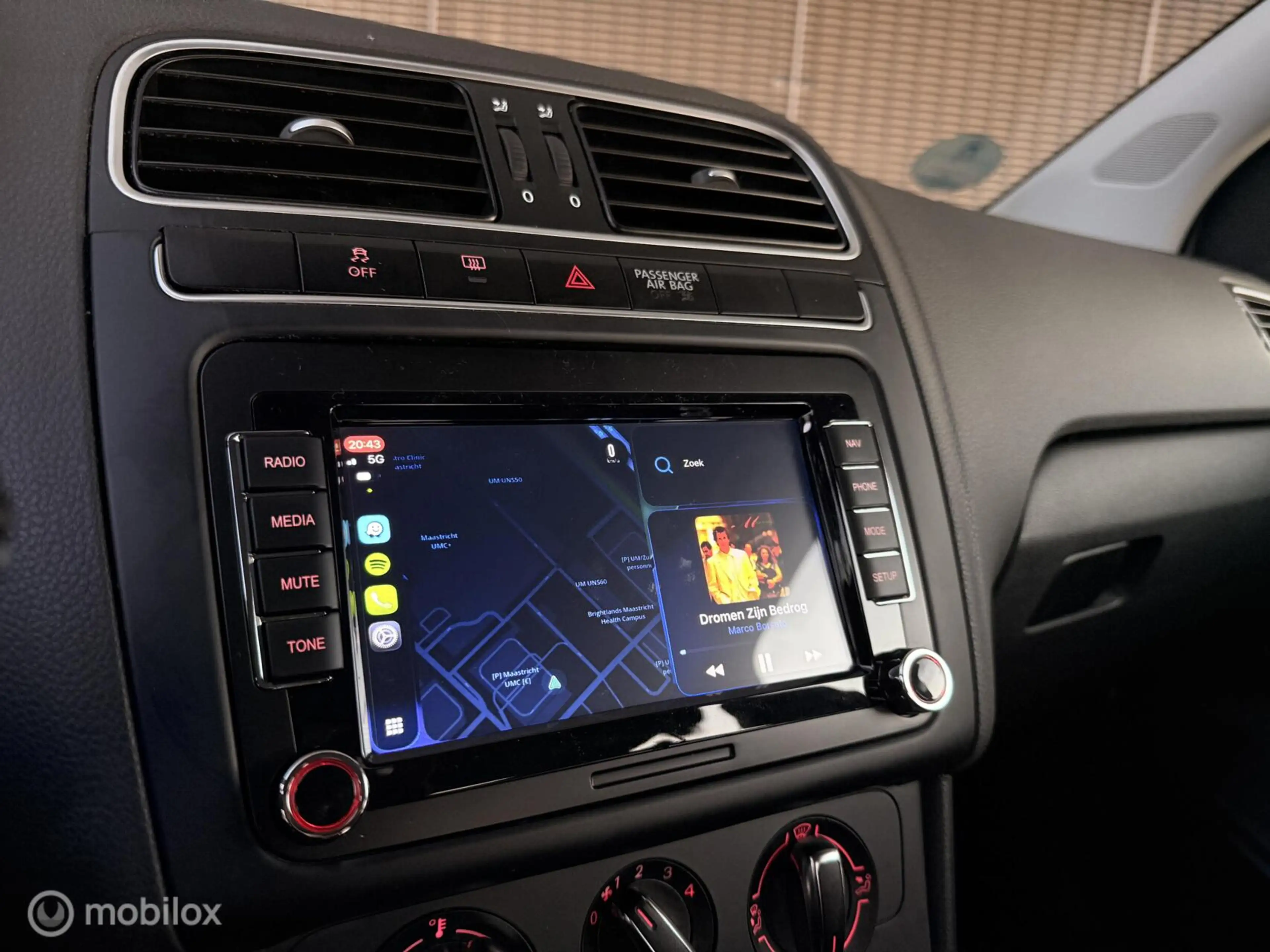 Volkswagen Polo 1.2 TSI Highline — photo 14