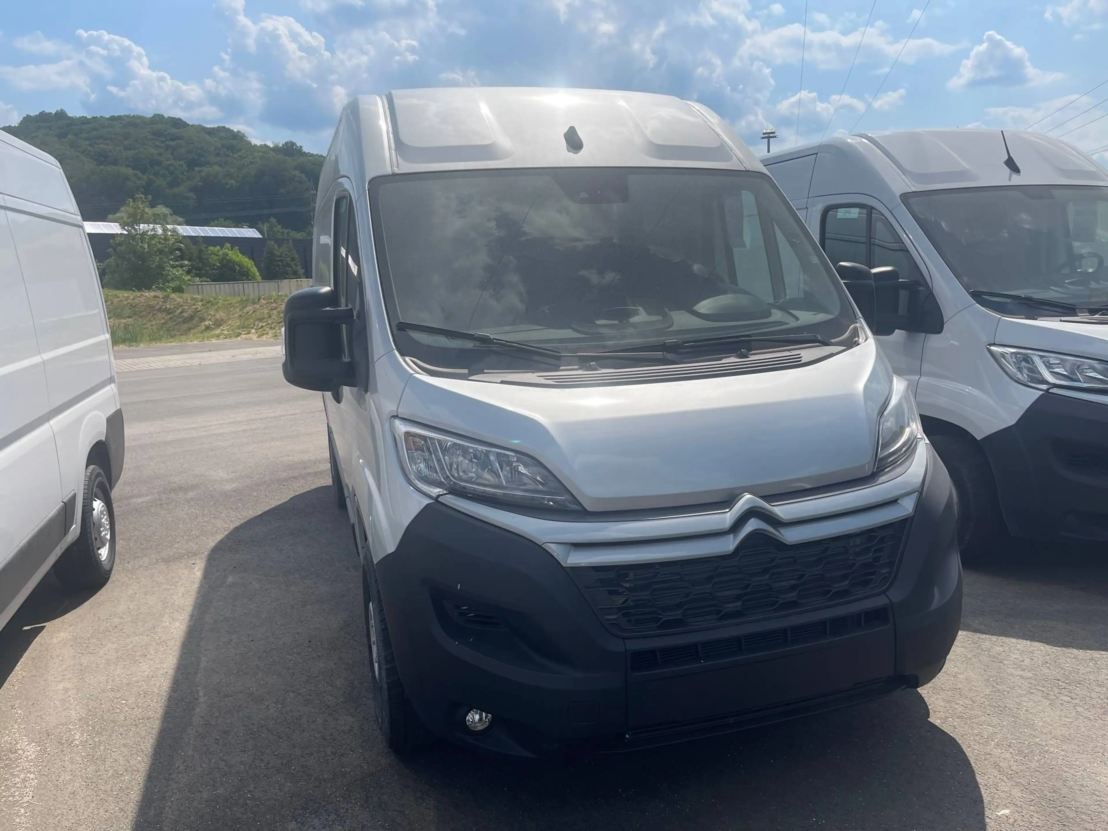 Citroen Jumper 35 L3H2 BlueHDi 140 — photo 2