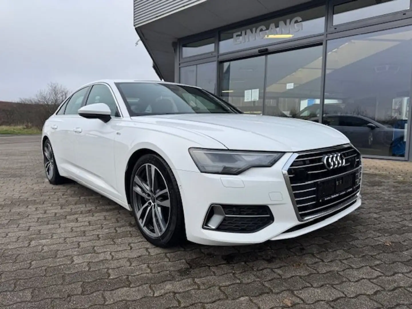 Audi A6 40 2,0 TDI Sport S-tronic S-Line Sport Plus Weiß - 1