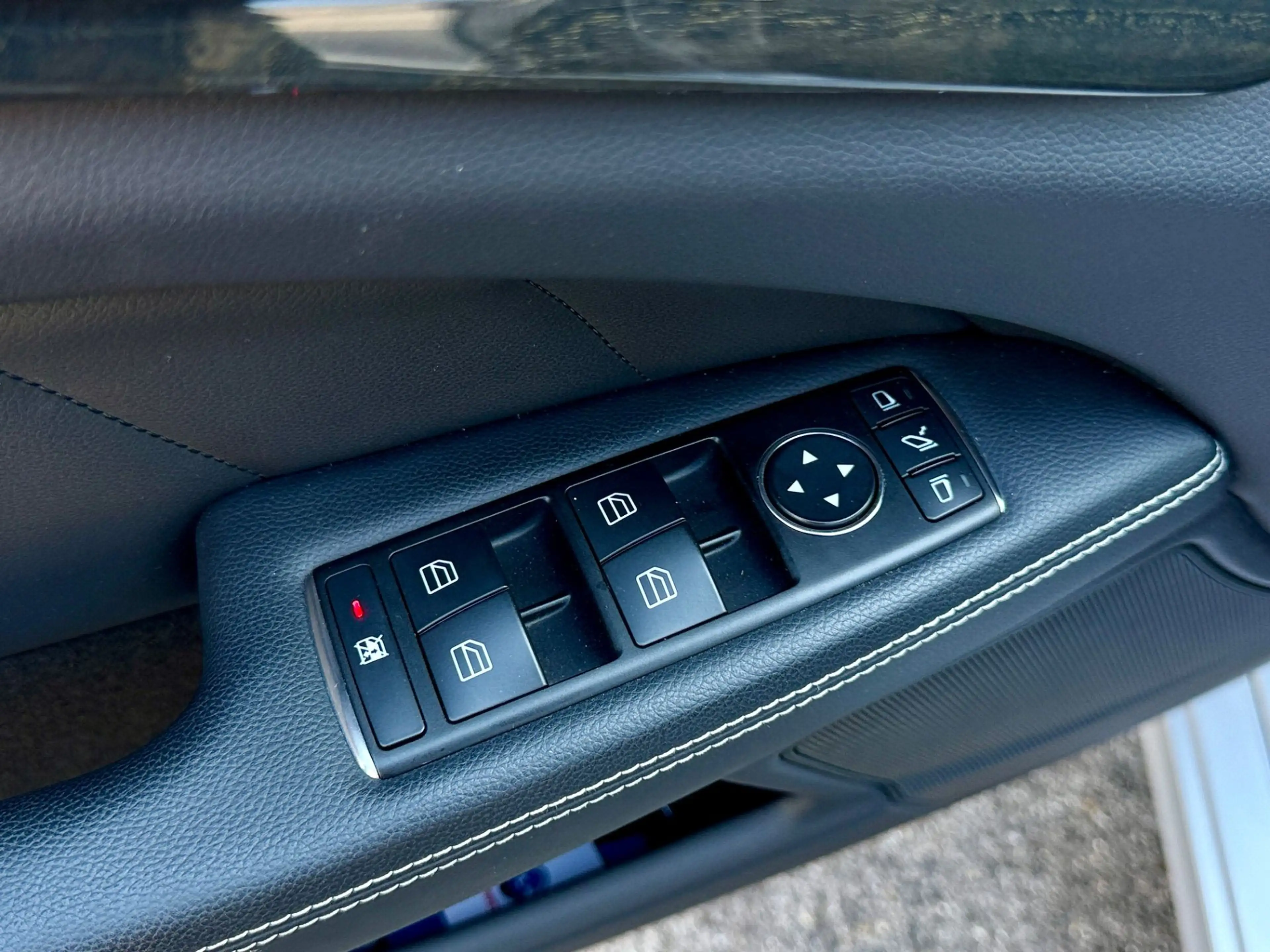 Mercedes-Benz CLS 350 CDI *Amg-Paket +Finanzierung möglich 4Matic Autom — photo 15