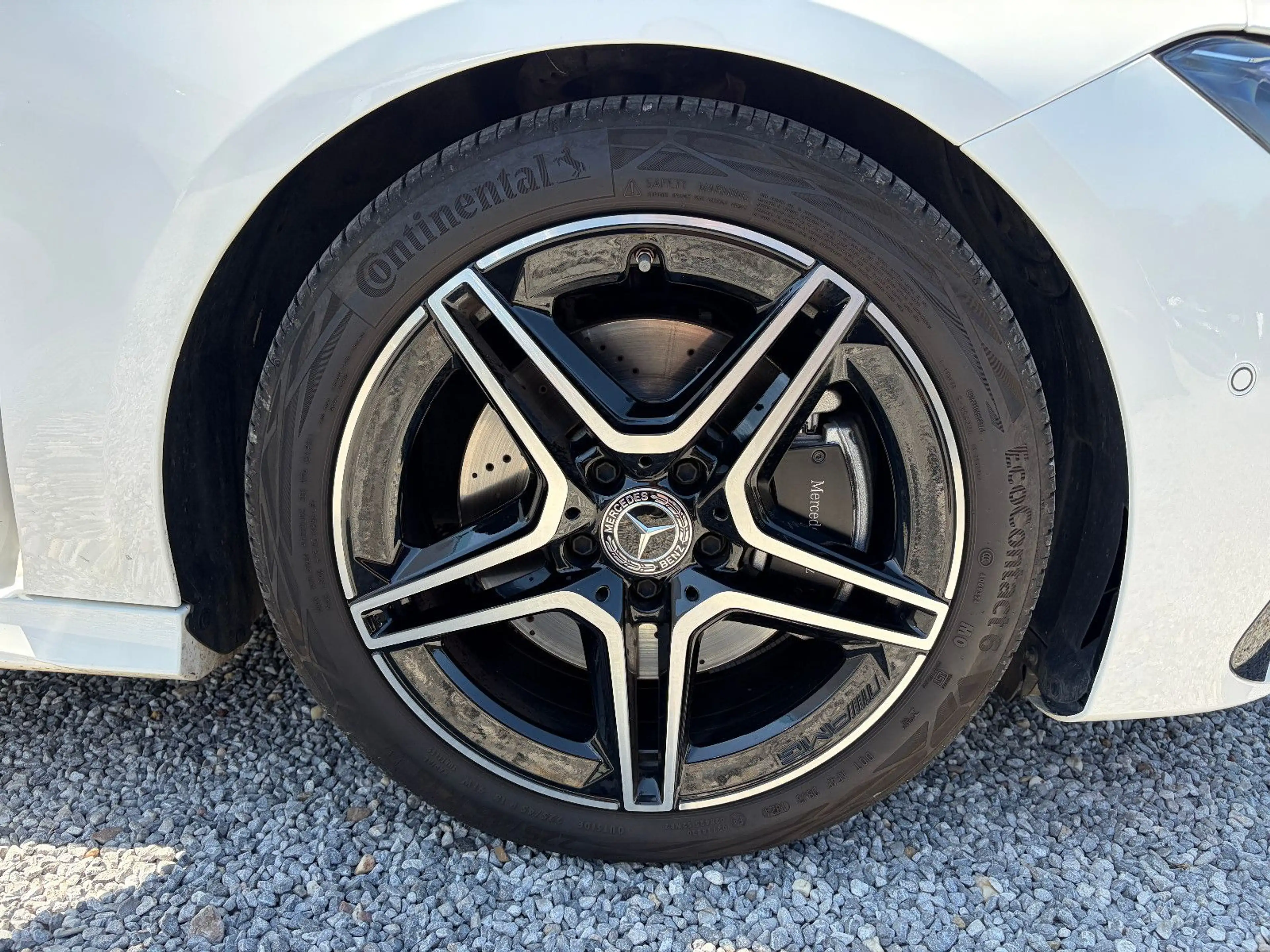 Mercedes-Benz CLA 200 AMG Line Edition Night — photo 7