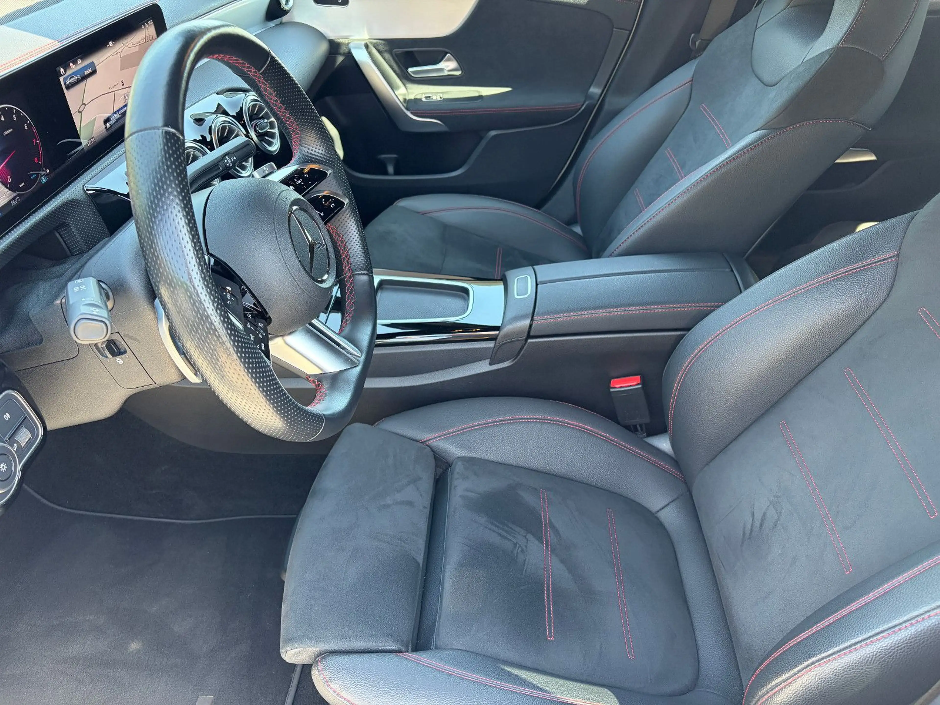 Mercedes-Benz CLA 200 AMG Line Edition Night — photo 9