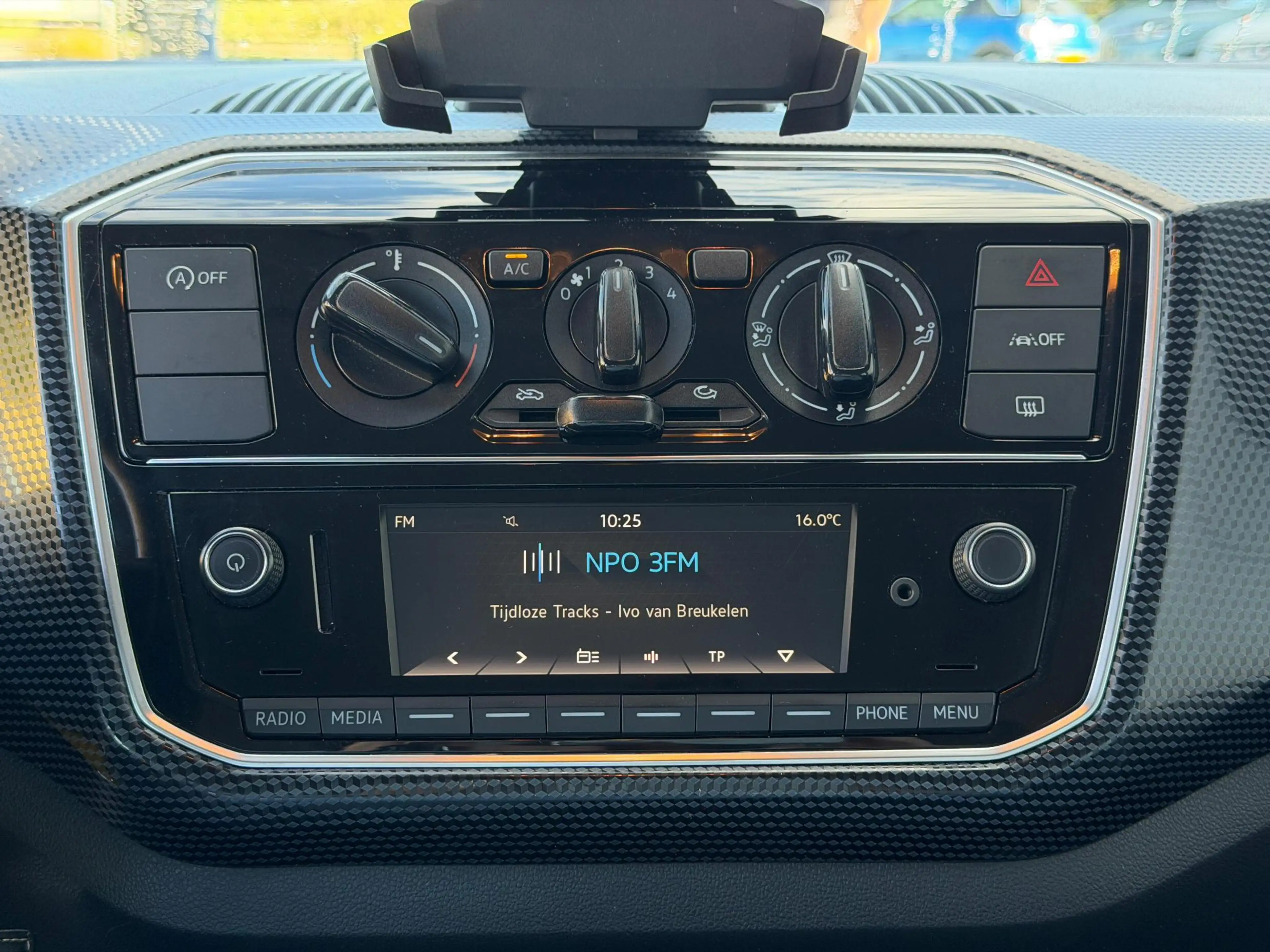 Volkswagen up! 1.0 5drs take up! | Airconditioning | Bluetooth | — photo 13