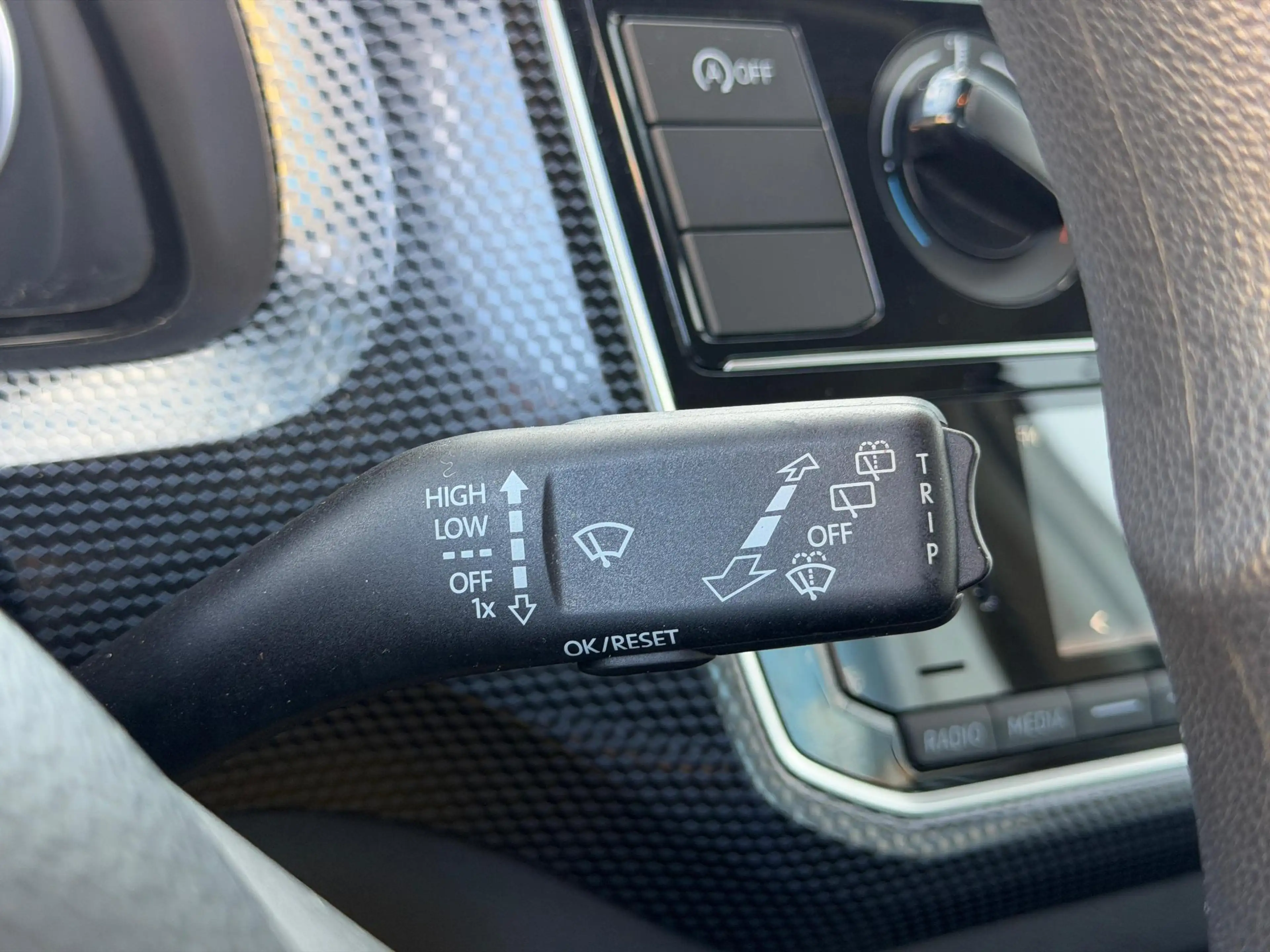 Volkswagen up! 1.0 5drs take up! | Airconditioning | Bluetooth | — photo 9