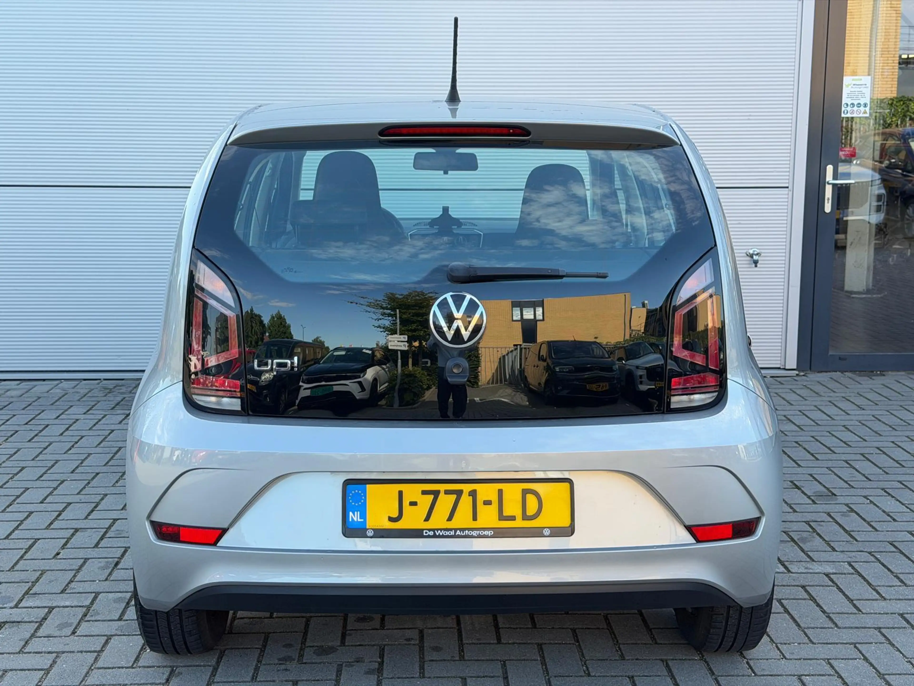 Volkswagen up! 1.0 5drs take up! | Airconditioning | Bluetooth | — photo 5