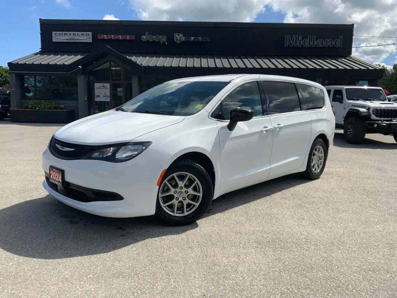 2024 Chrysler Grand Caravan