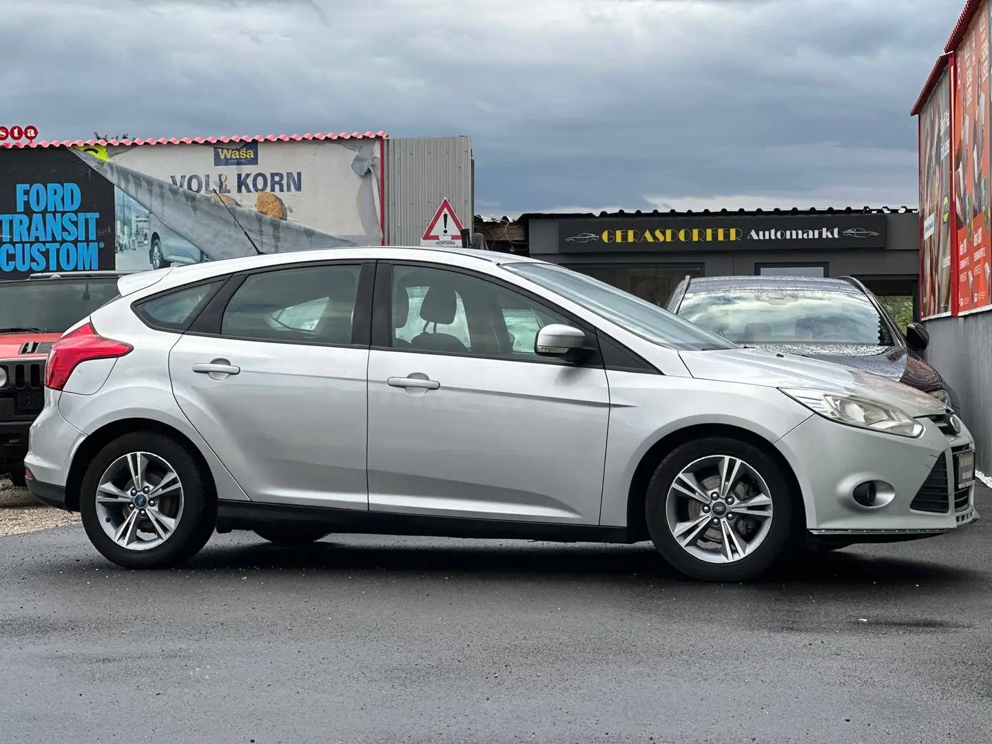 Ford Focus 1.6D Champions Edition *Finanzierung** Grau - 1