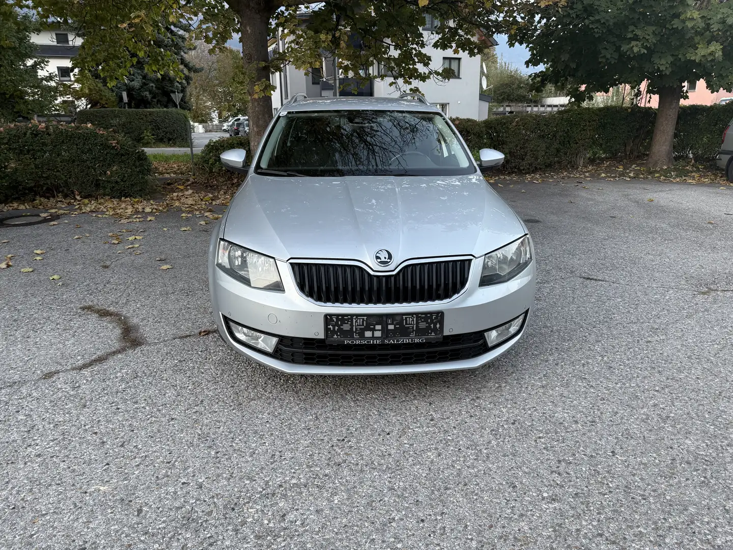 Skoda Octavia Combi 1,6 Elegance TDI 4x4 Green tec Kombi Silber - 1