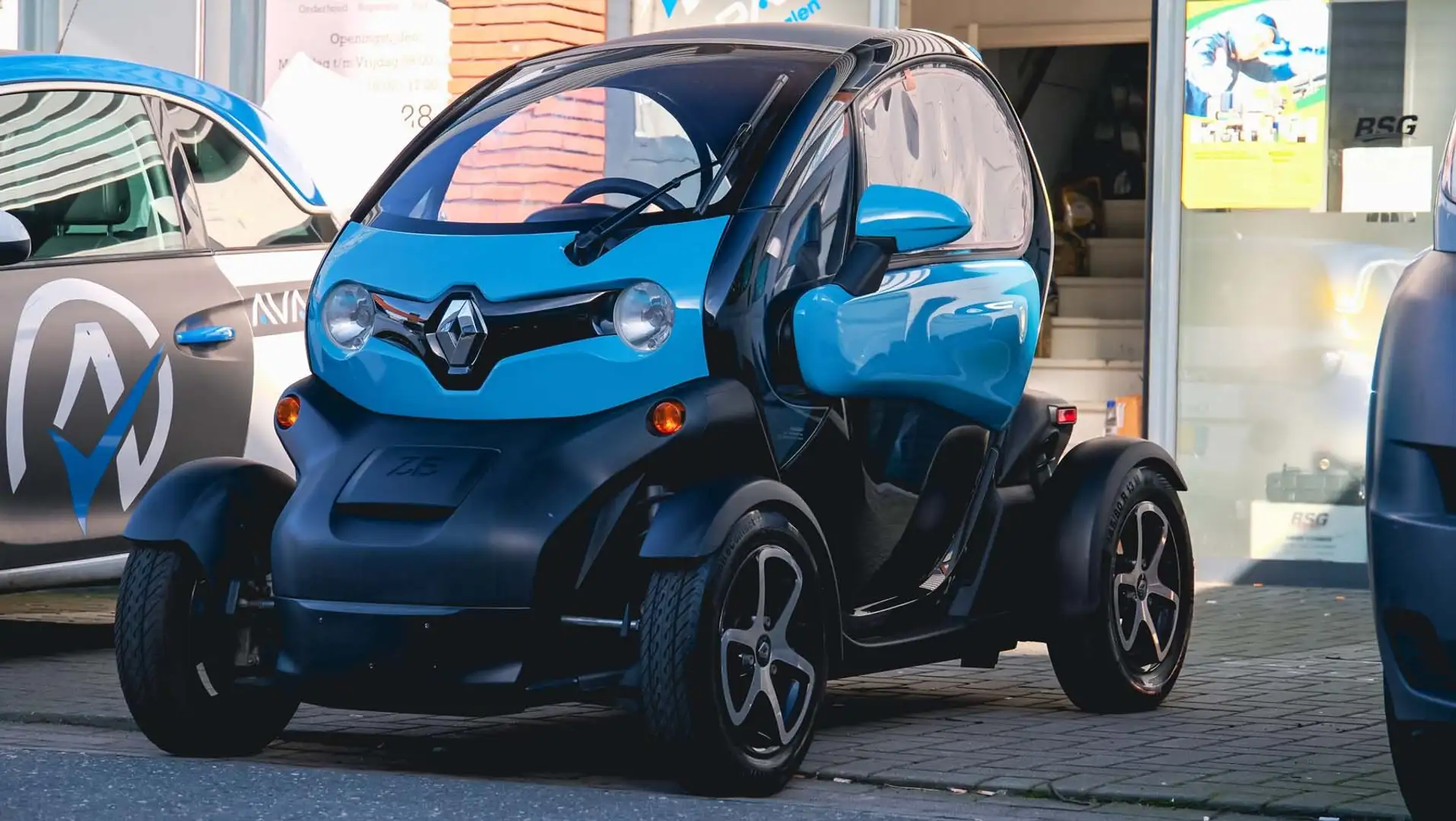 Renault Twizy 80 13kw Niebieski - 1