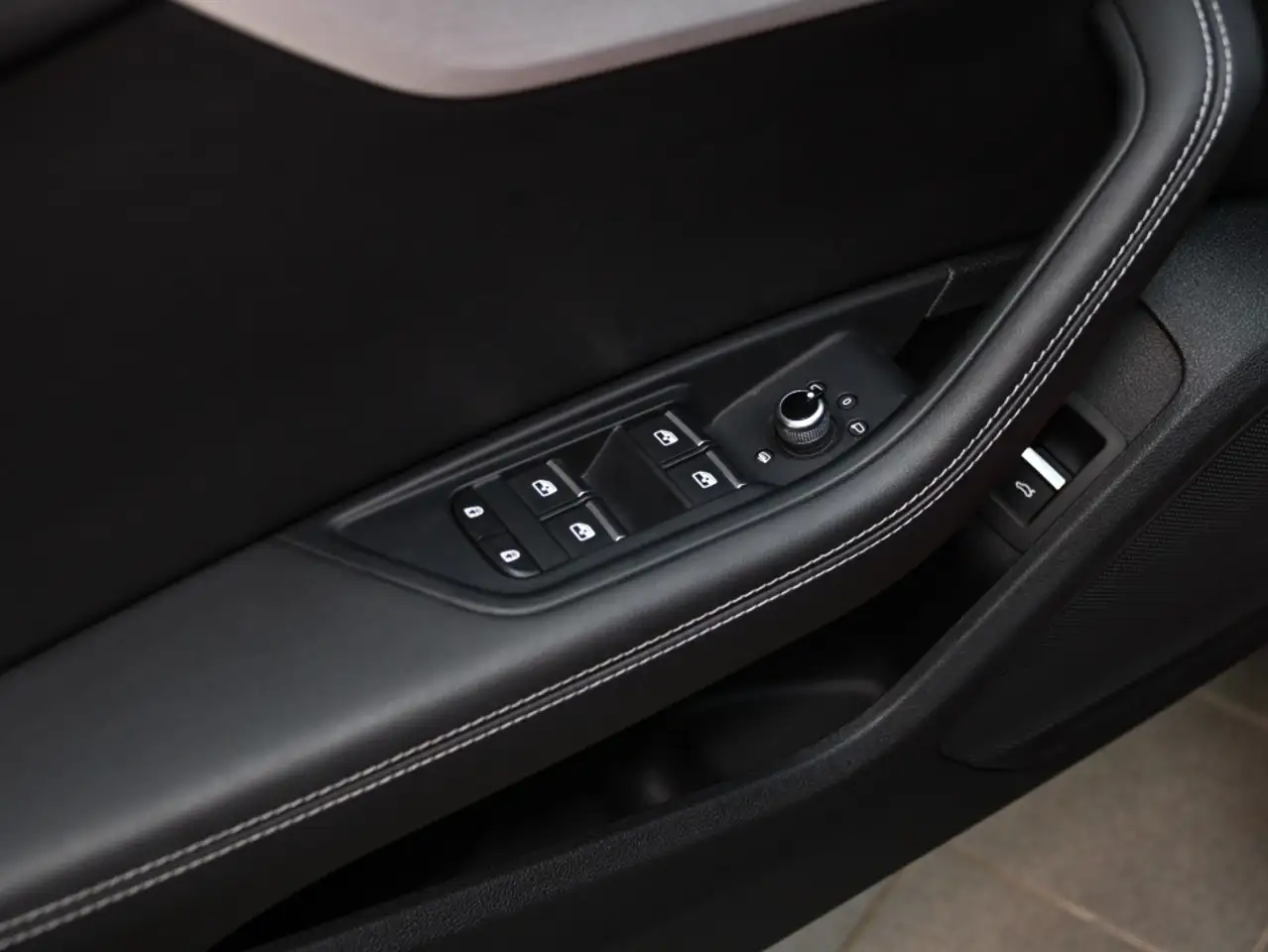 Audi A4 снимка Audi A4